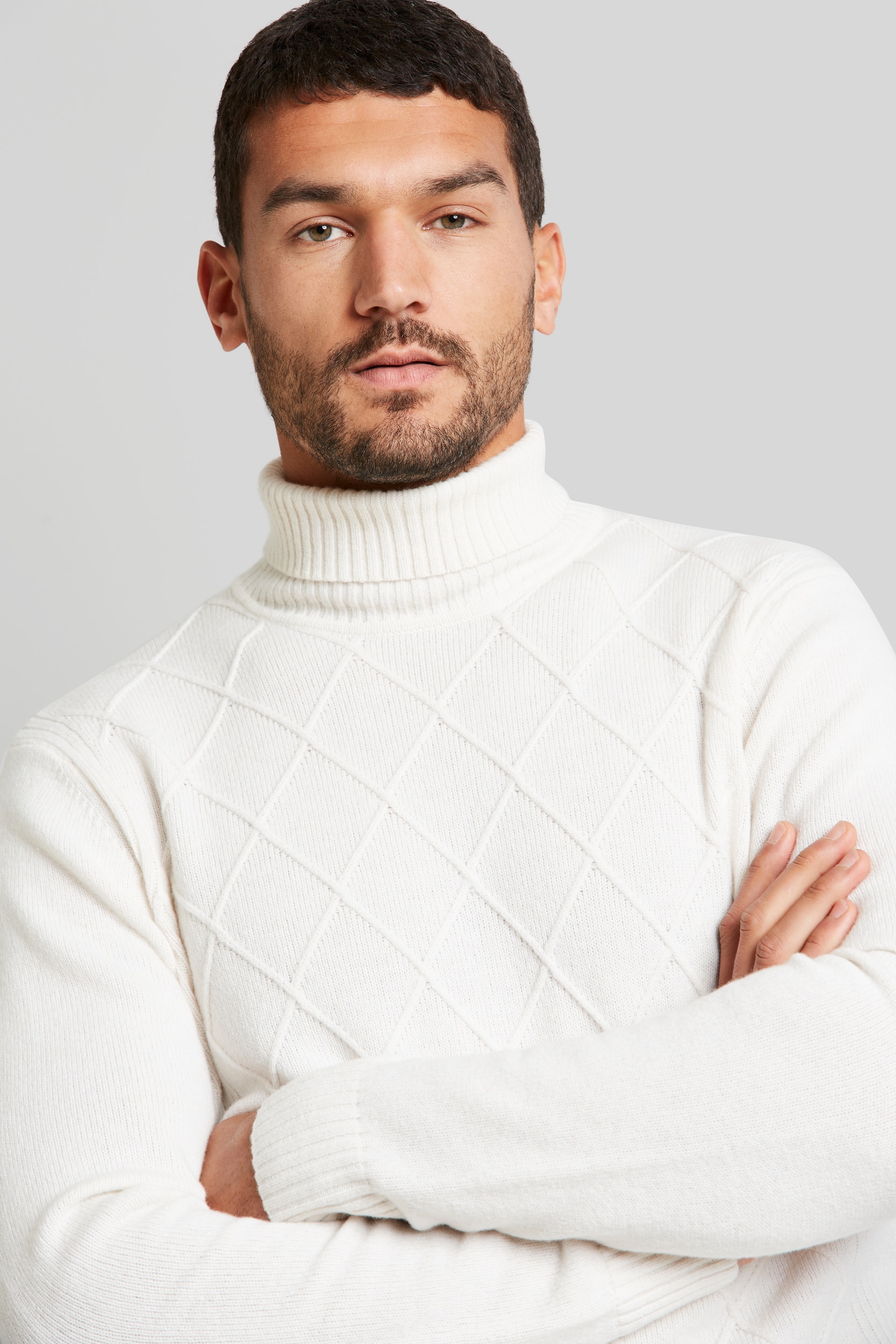 bugatti Rollkragenpullover, mit 3-D-Rautenmuster