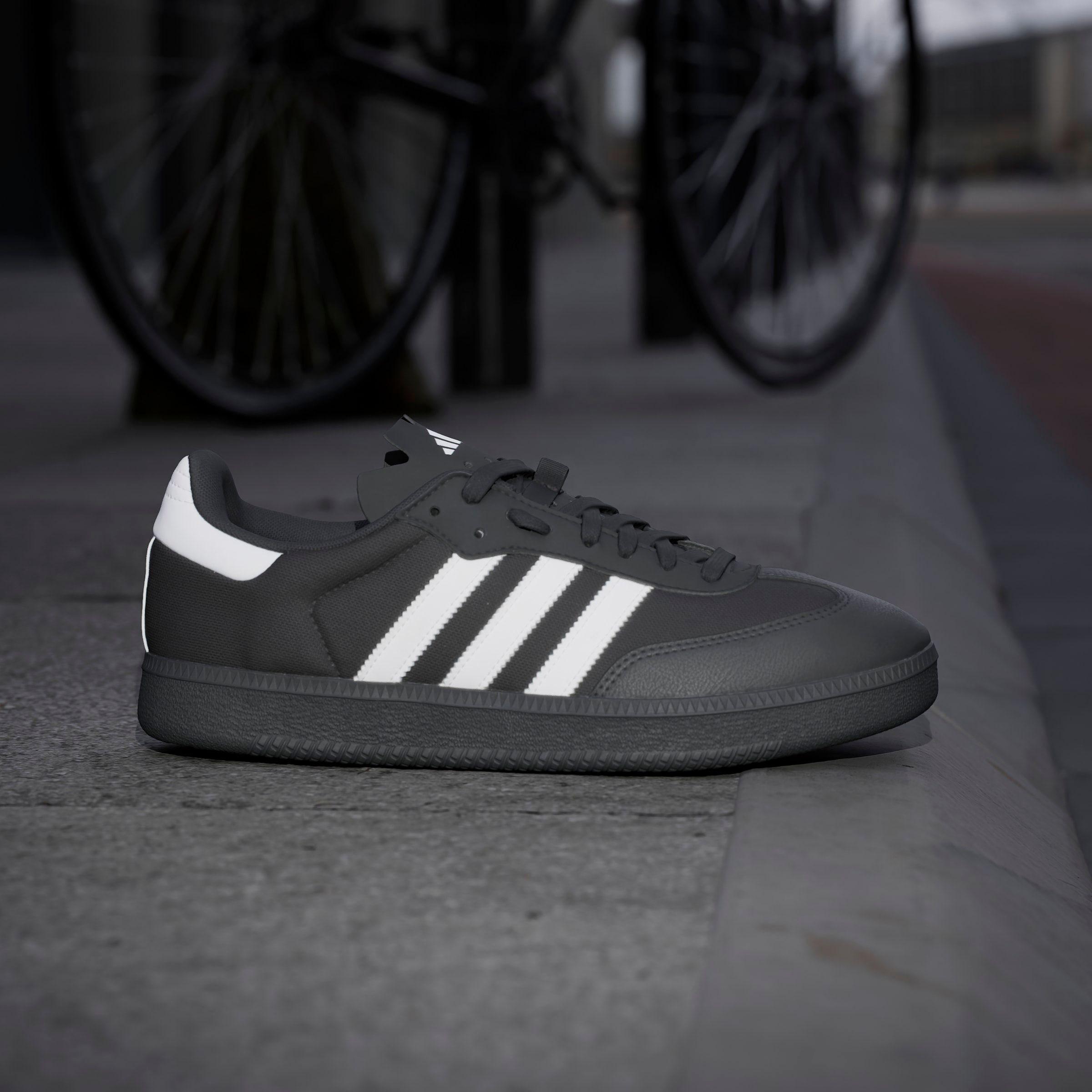 adidas Performance Sneaker »THE CYCLING VELOSAMBA MADE WITH NATURE«