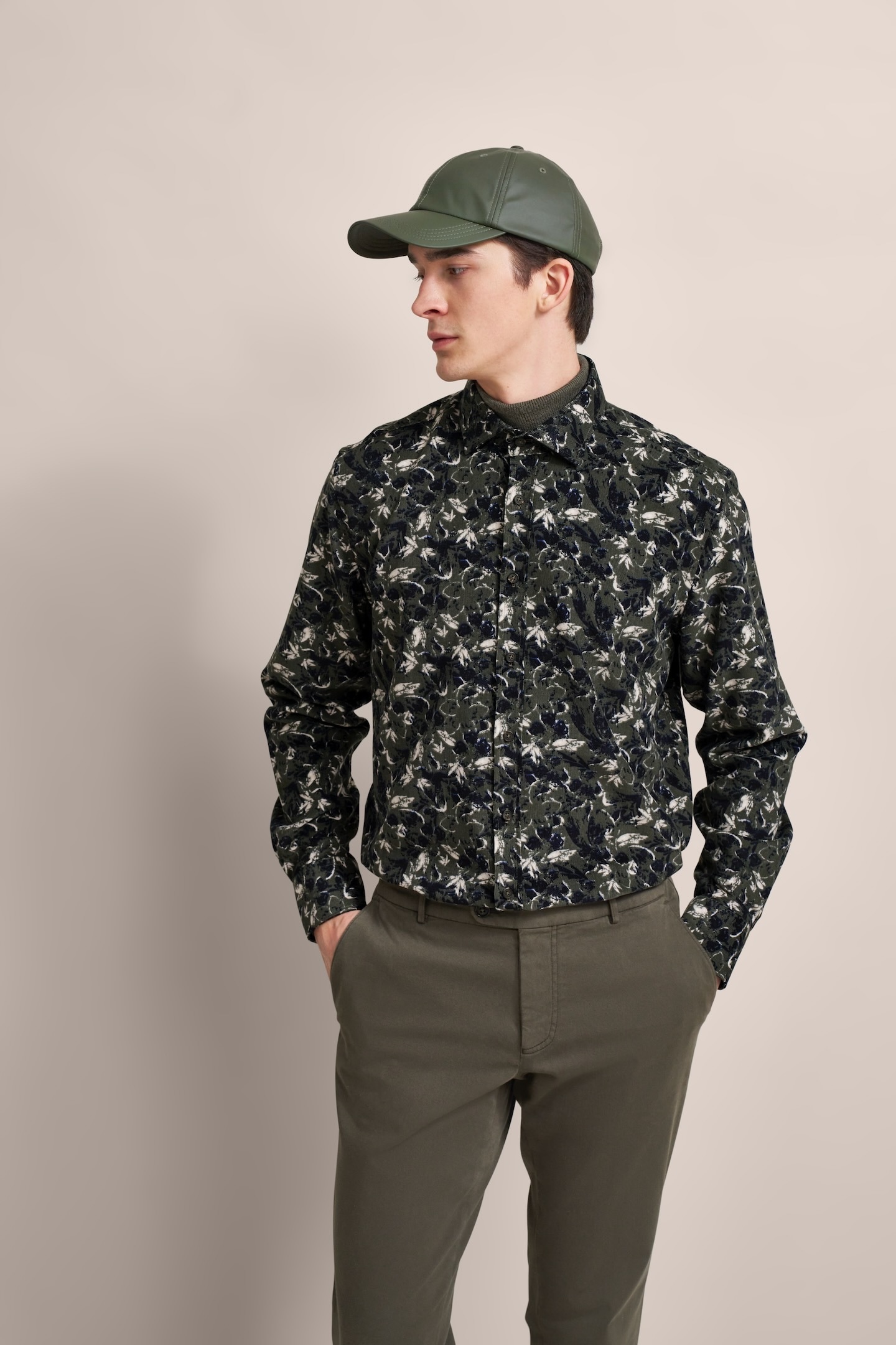 bugatti Chemise à manches longues mit grafischem Print