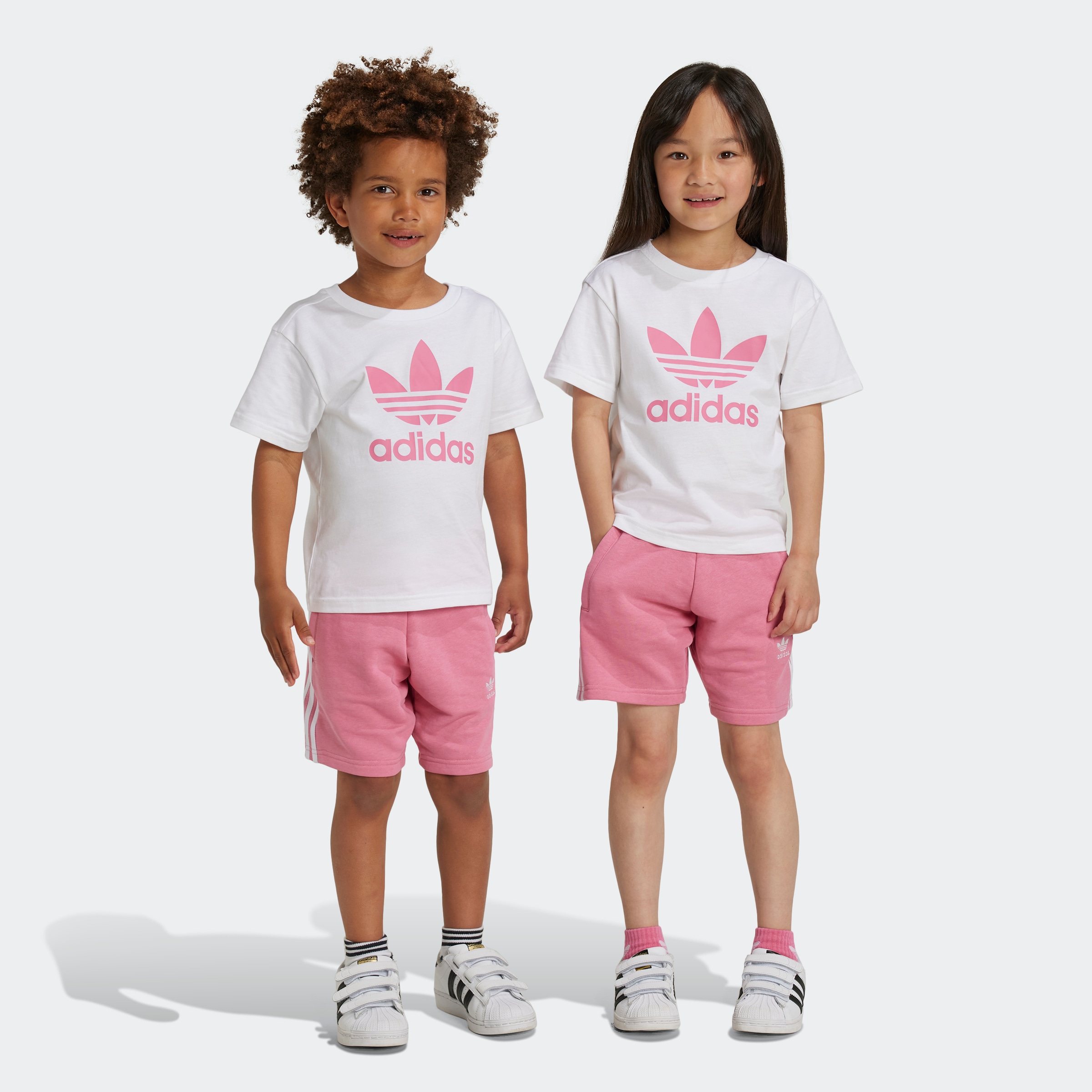 adidas Originals T-Shirt & Shorts »SHORT TEE SET«