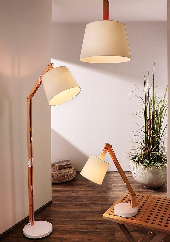 Brilliant Stehlampe »Carlyn«, 1 flammig, Leuchtmittel E27 | ohne Leuchtmittel, 163 cm Höhe, E27 max. 60 W, mit weissem Stoffschirm, Holz/Metall/Textil