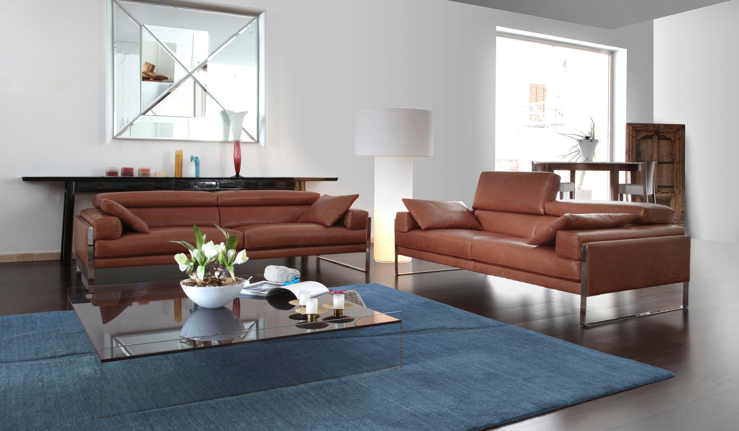CALIA ITALIA 2-Sitzer »Romeo, Designsofa der Extraklasse mit tollem Sitzkomfort«, edle Design Kufenfüsse und edlem Lederbezug