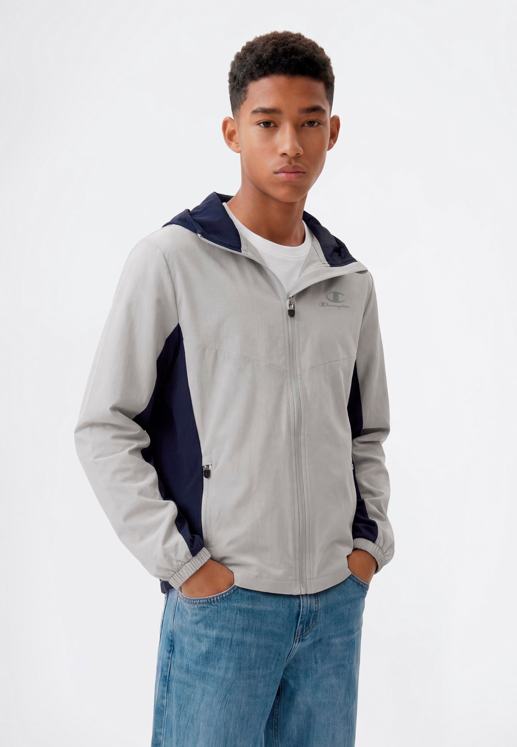 Image of Champion Steppjacke "SPORTWEAR JACKET Slim Fit" mit markanter Steppoptik, sportliches Design, Slim Fit Passform