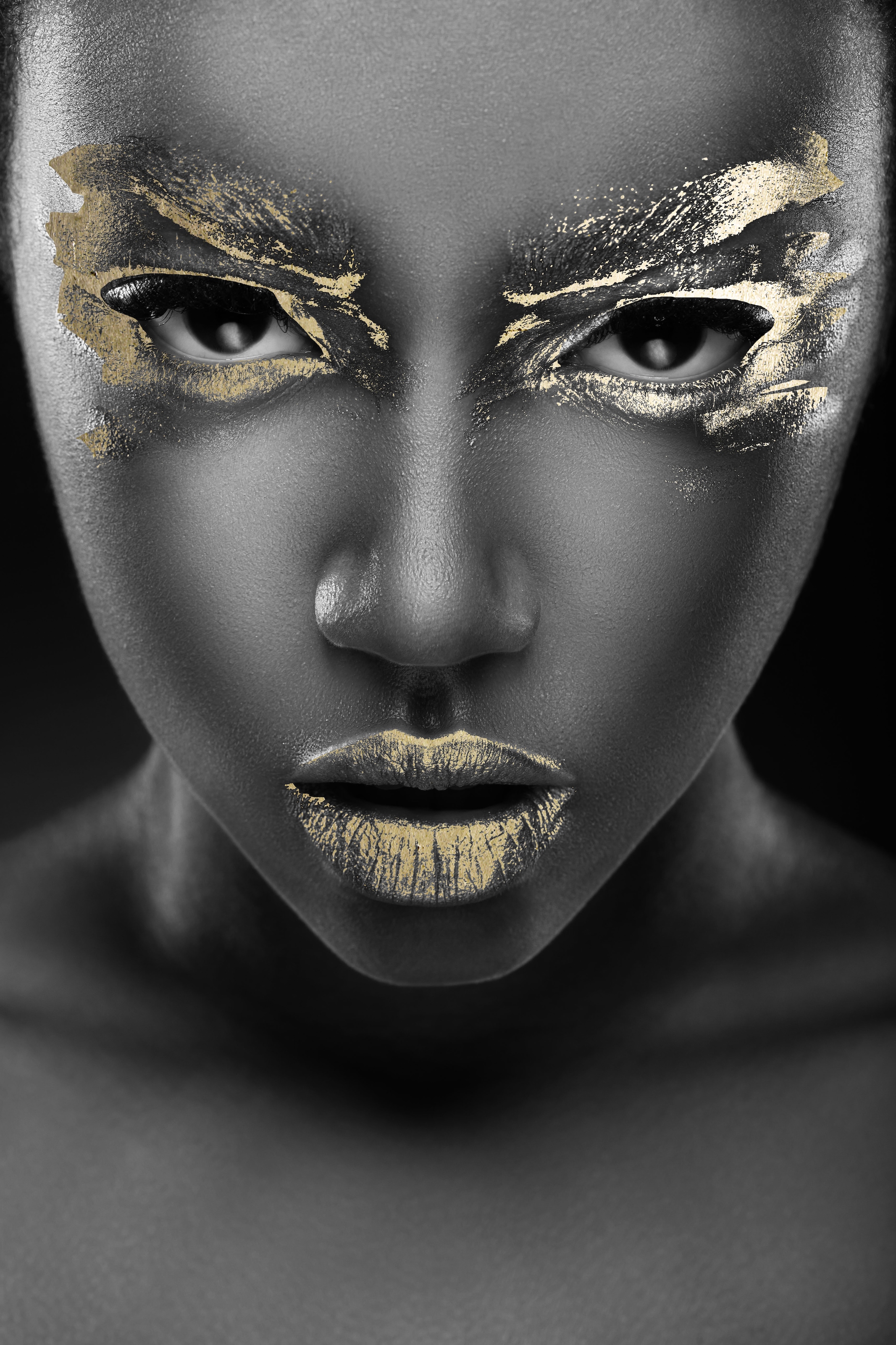 queence Acrylglasbild »Behdeti« Bilder von Frauen | Fashion | Frau | Gemälde | Magazincover | Mode | Modern 1 Stk. tlg. von Hand eingearbeitete Blattgold Applikationen