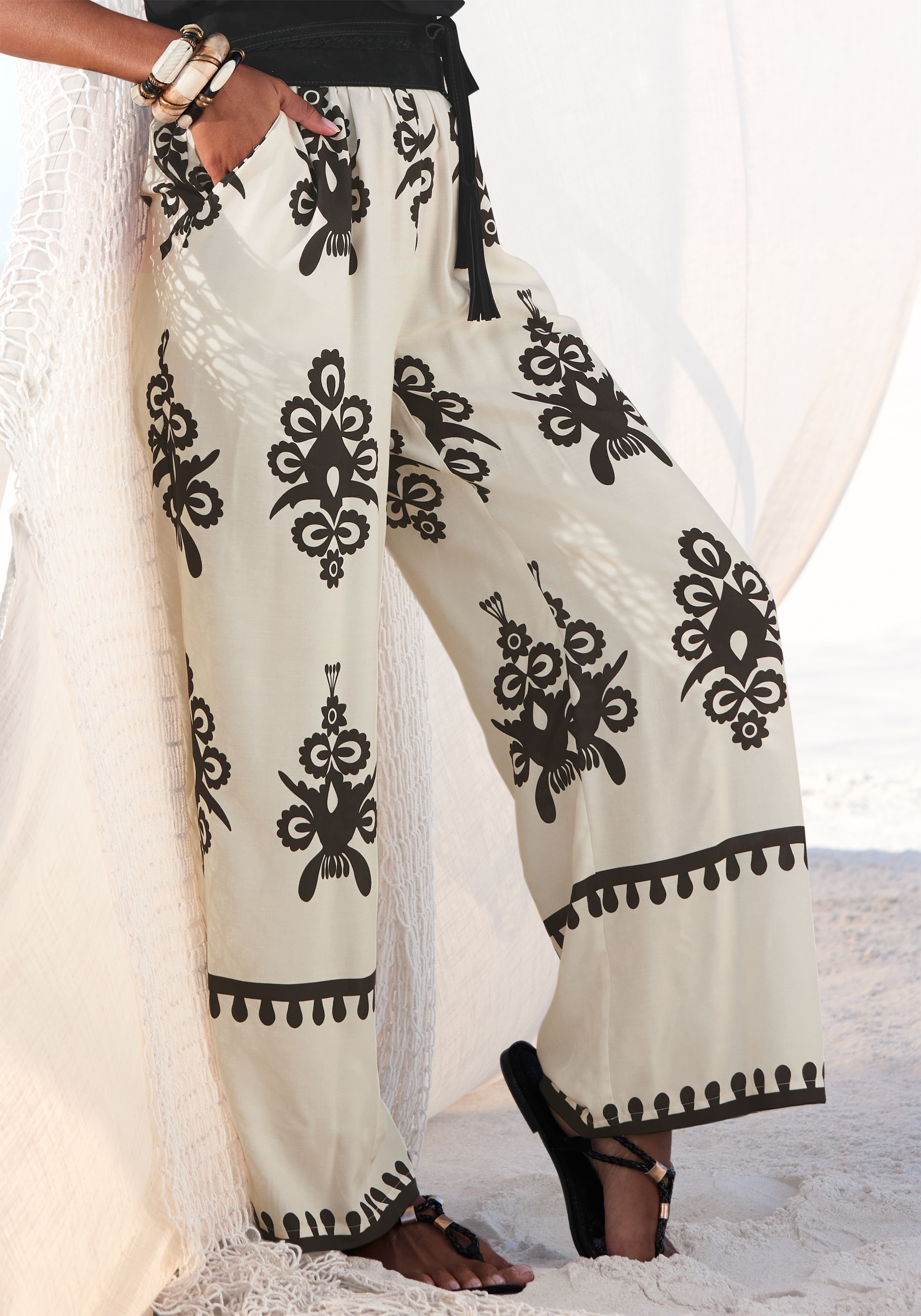 Image of LASCANA Palazzohose mit Ethnoprint, leichte Sommerhose aus Webware