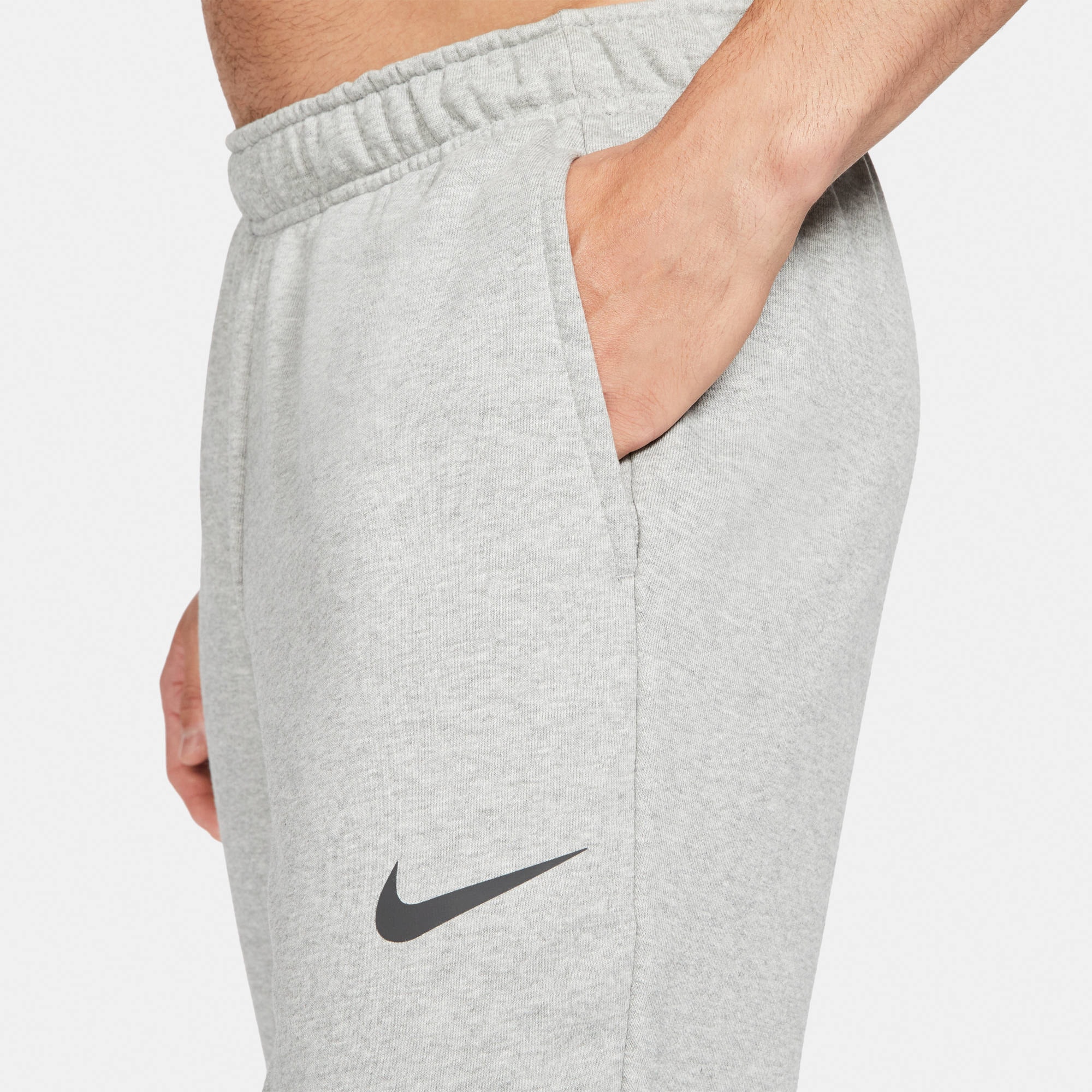 Nike Trainingshose »DRI-FIT MEN'S TAPERED TRAINING PANTS«