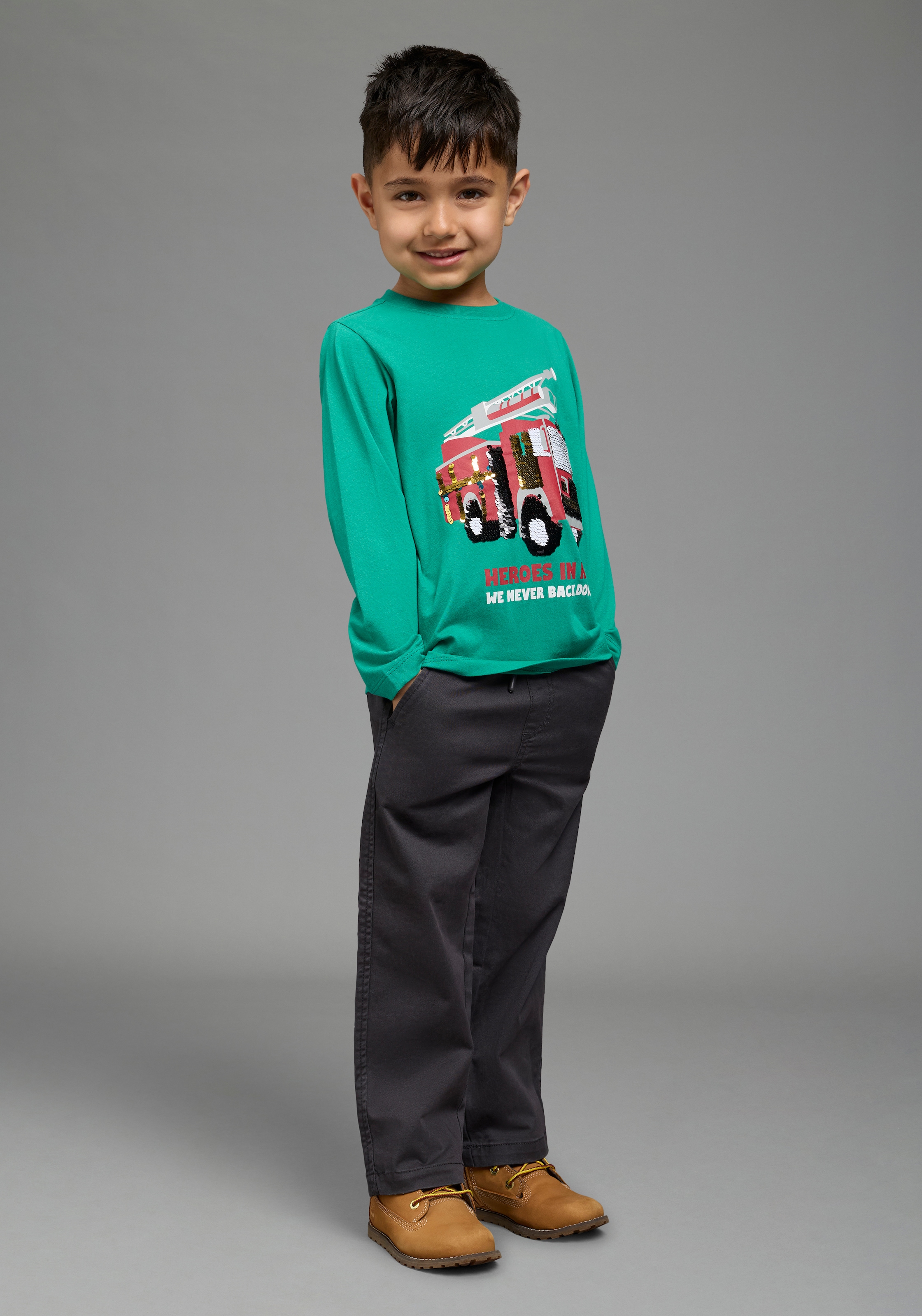 KIDSWORLD T-shirt à manches longues »Feuerwehr Pailletten Shirt« Impression pompier avec paillettes
