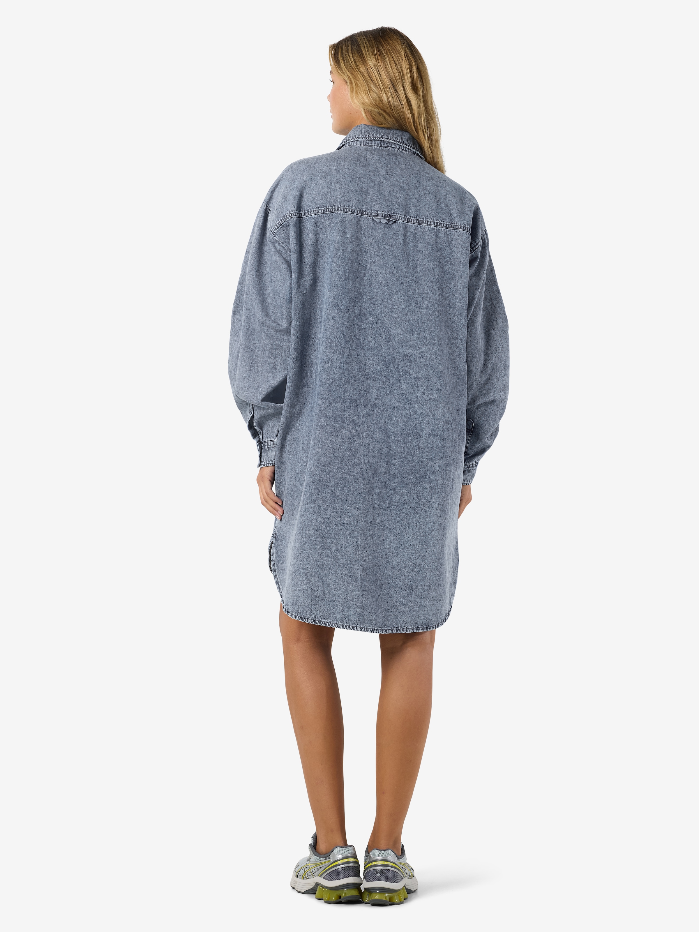 Noisy may Robe en jean »NMENZA RICA LS SHIRT DRESS« Poches plaquées coton, coupe ample