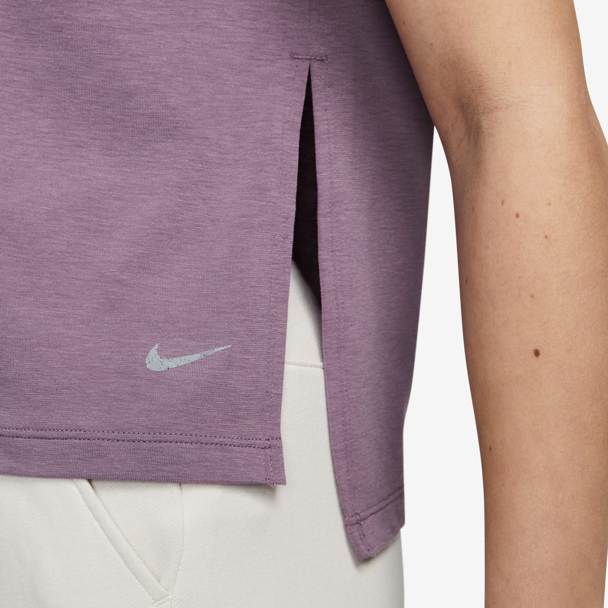 Nike Yogashirt »YOGA DRI-FIT WOMEN'S TOP«