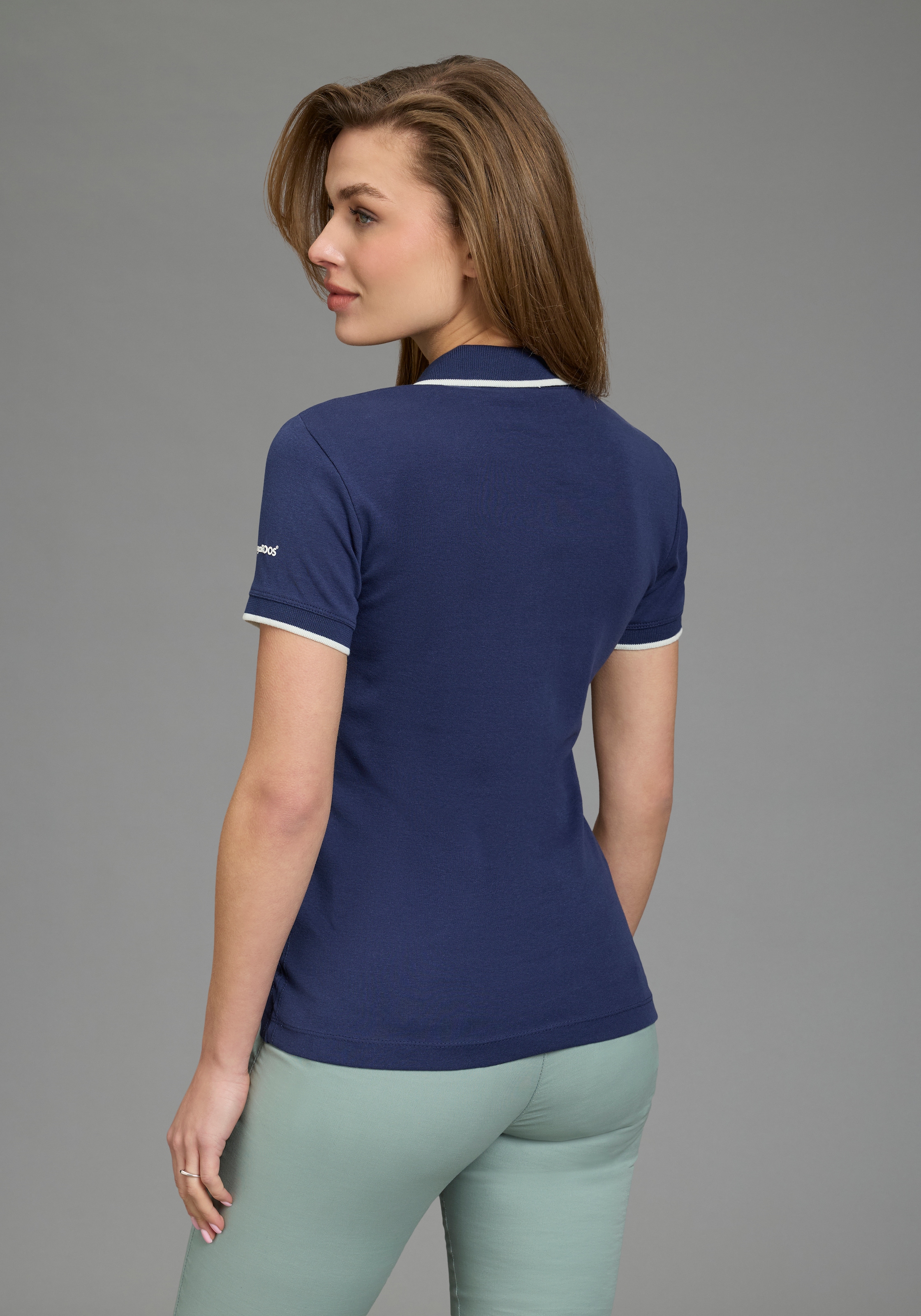 KangaROOS Poloshirt Kurzarm,  figurbetonter Schnitt,  Colourblocking-Optik,  Polokragen