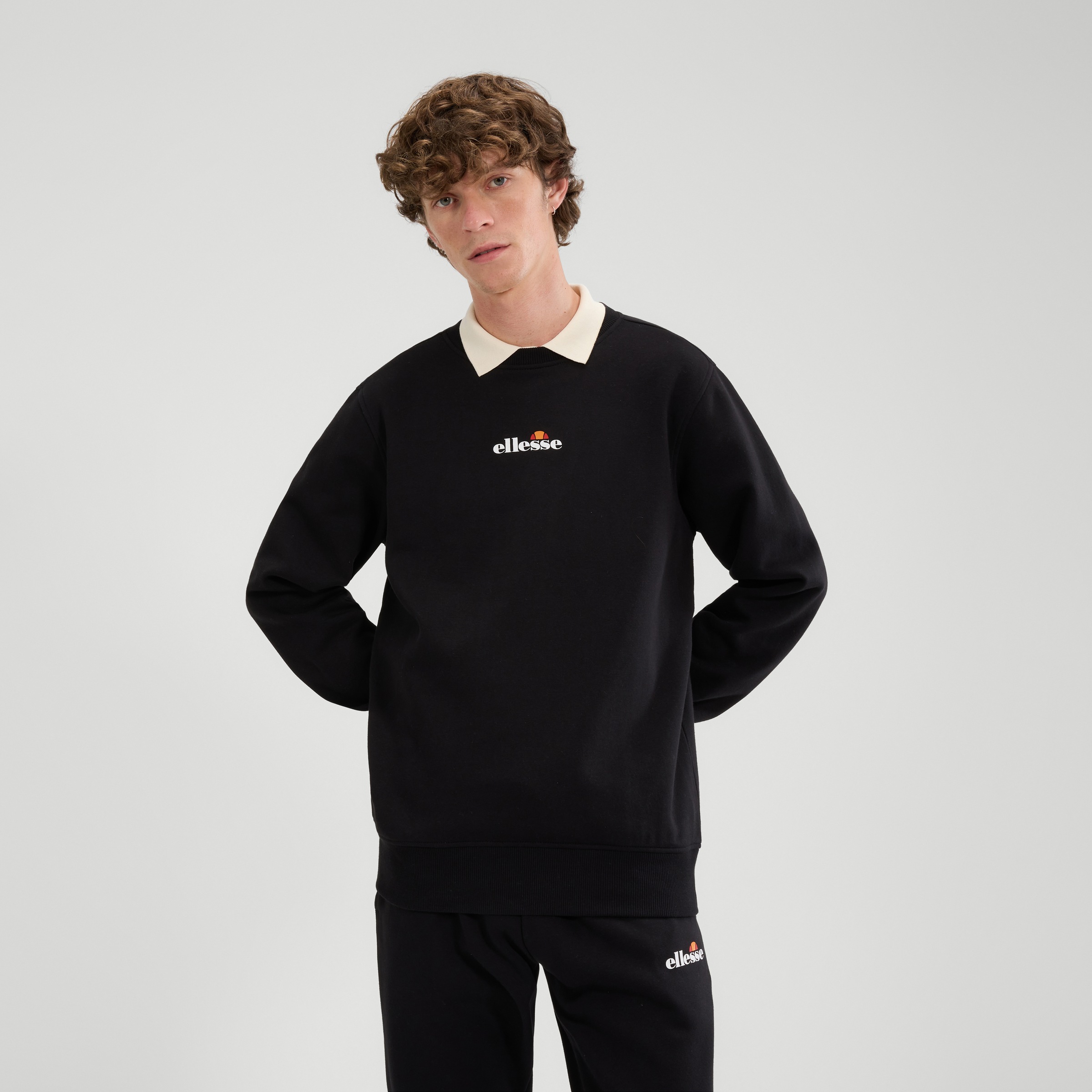 Image of Ellesse Sweatshirt "KIAMTO 2 SWEATSHIRT"