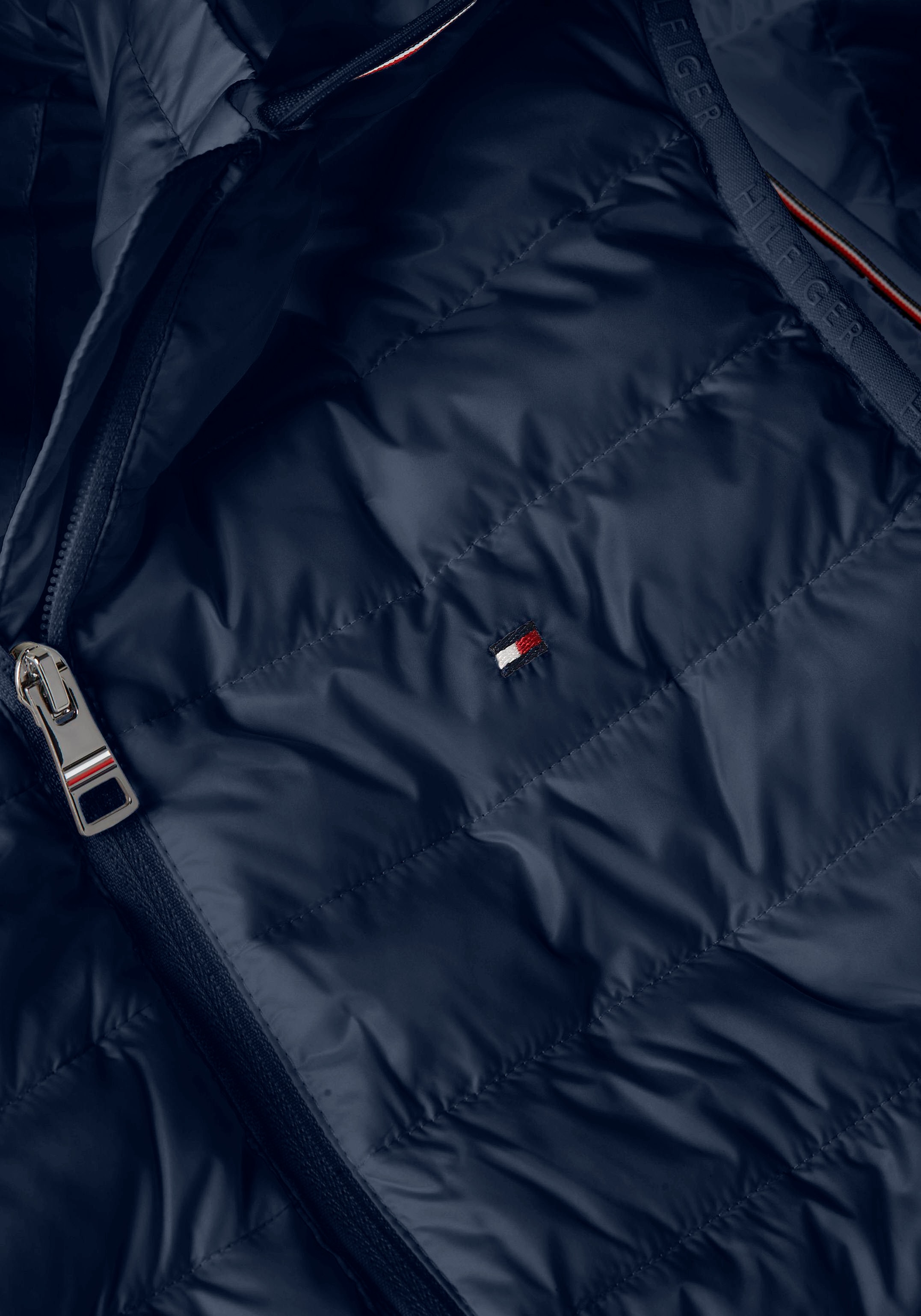 Tommy Hilfiger Steppweste »LW PADDED GLOBAL STRIPE VEST«, (Global Serie TH WOMEN), Reissverschlusstaschen