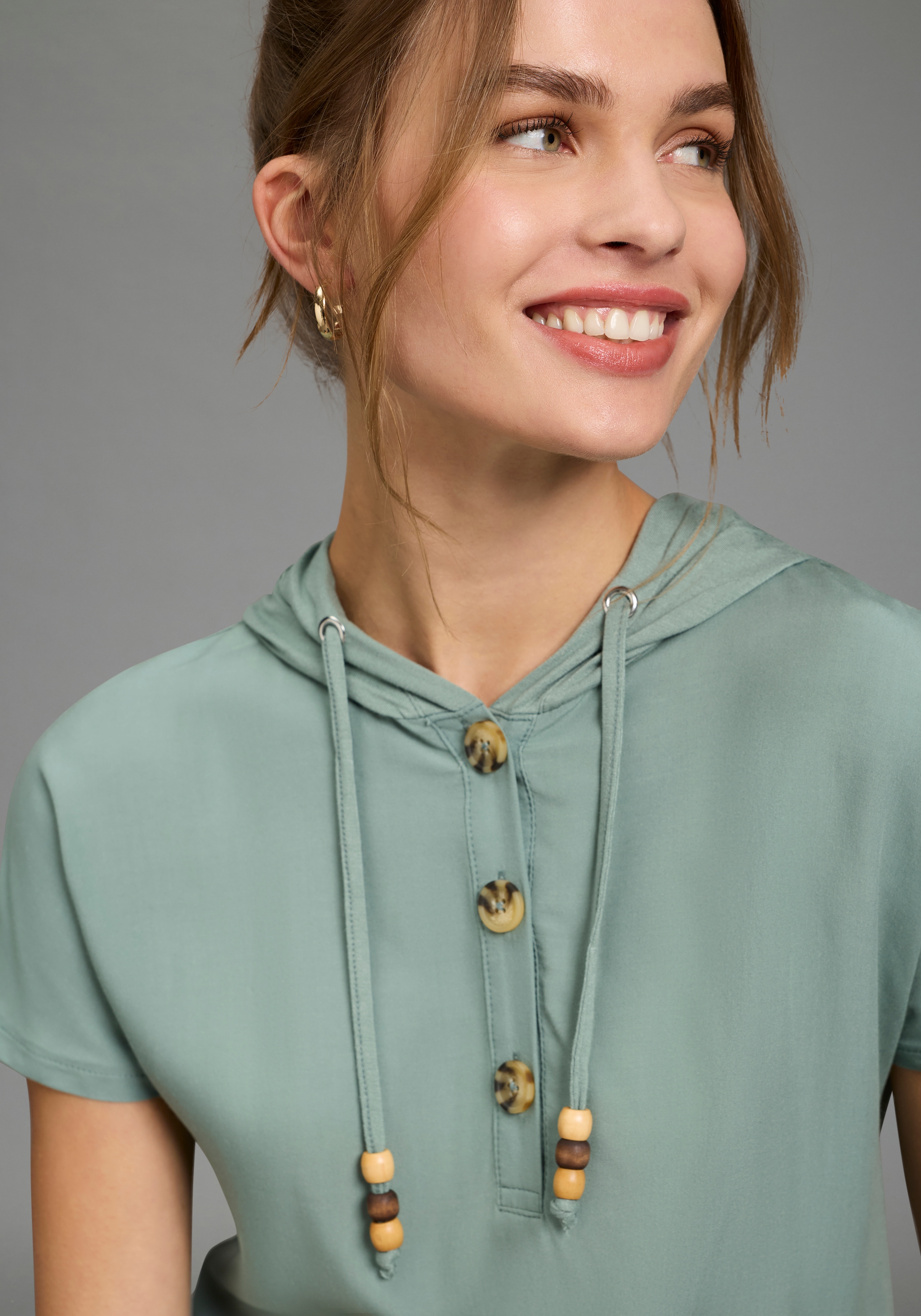 KangaROOS Chemisier à chemise figurumspielendes Blusentop, mit angeschnittenen Ärmeln