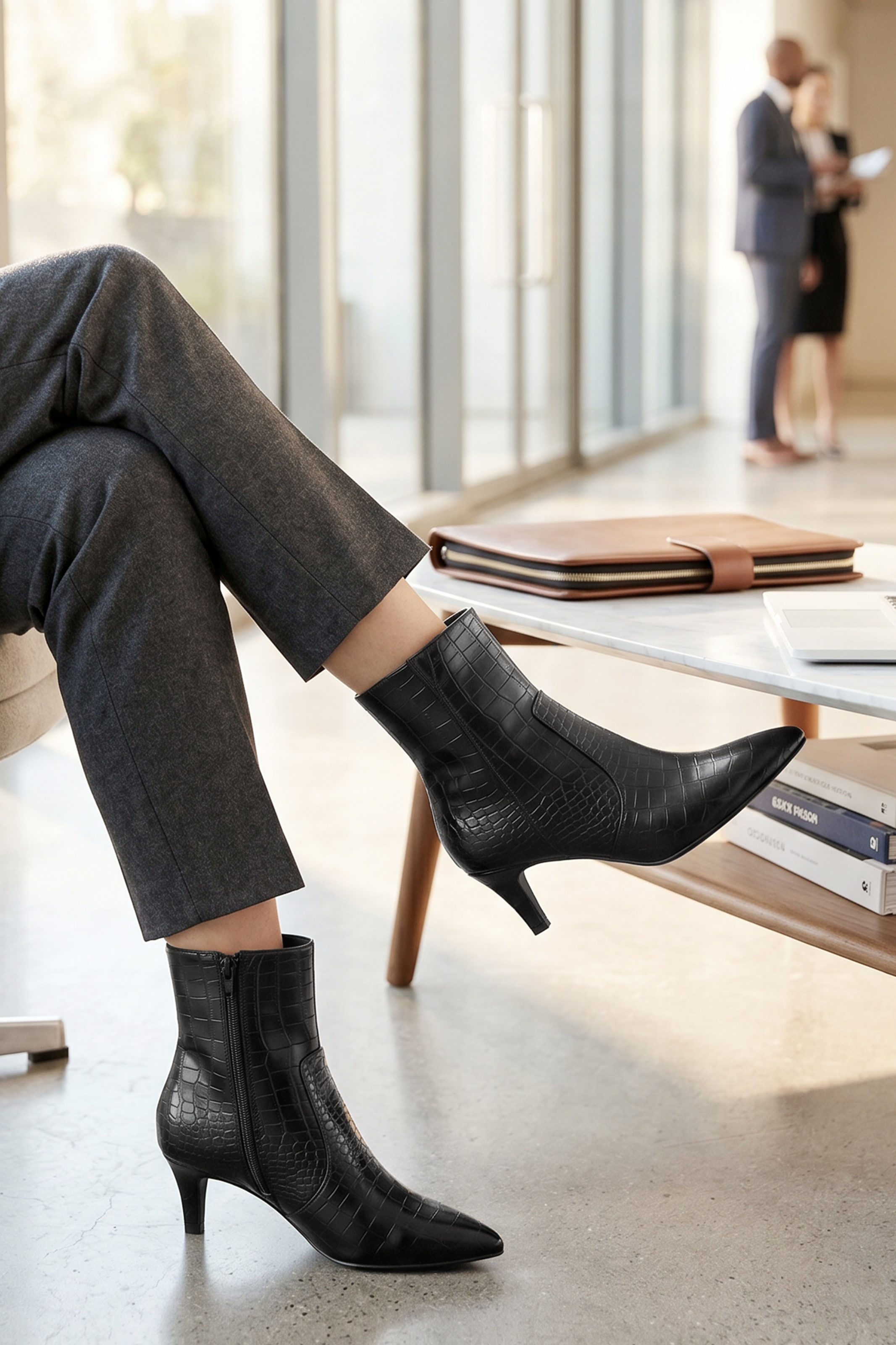 Aniston SHOES Stiefelette  Abendschuh, spitze Form, in Kroko-Optik - NEUE KOLLEKTION