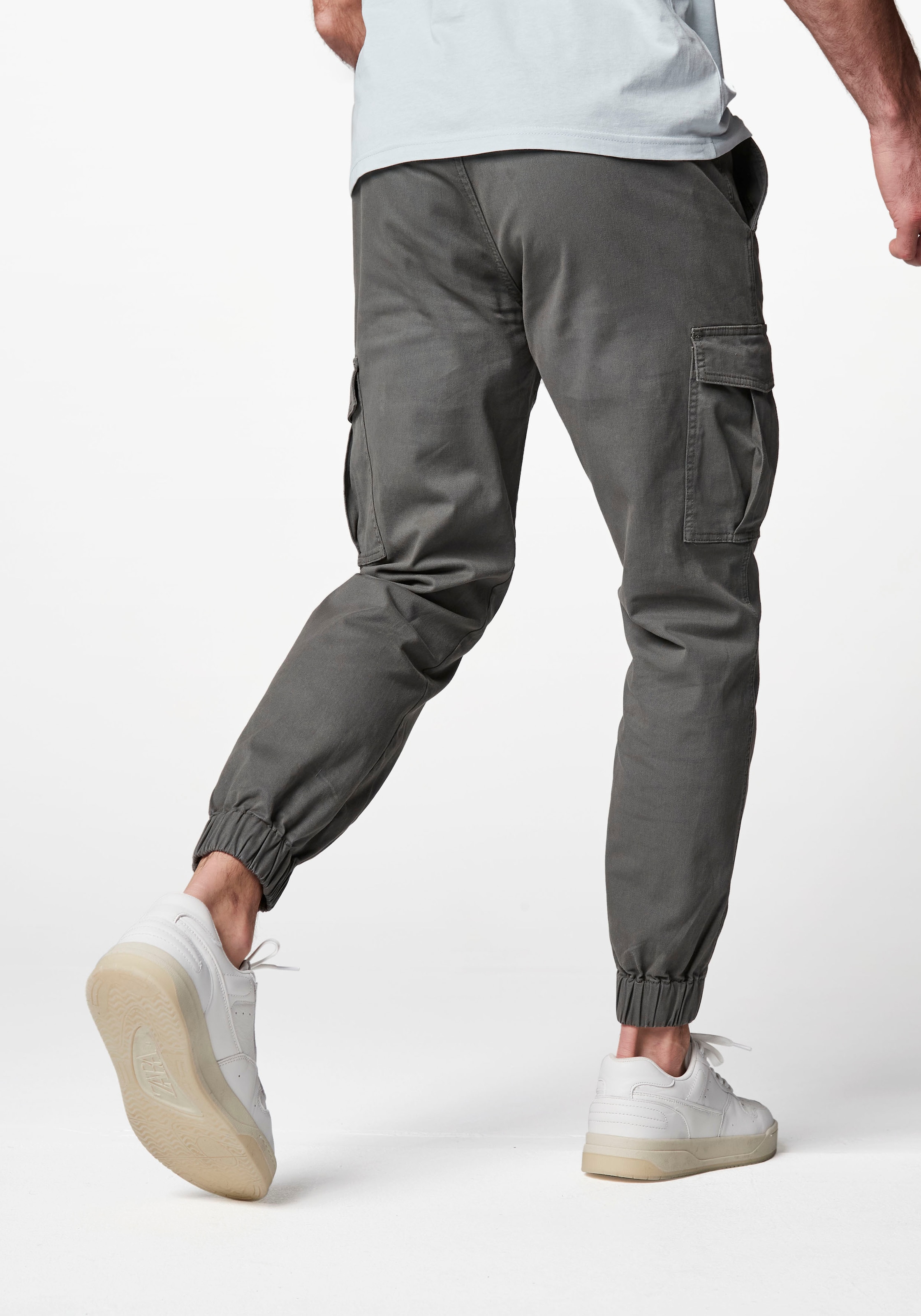 AUTHENTIC LE JOGGER Cargohose, mit normaler Bundhöhe aus elastischer Baumwoll-Qualität