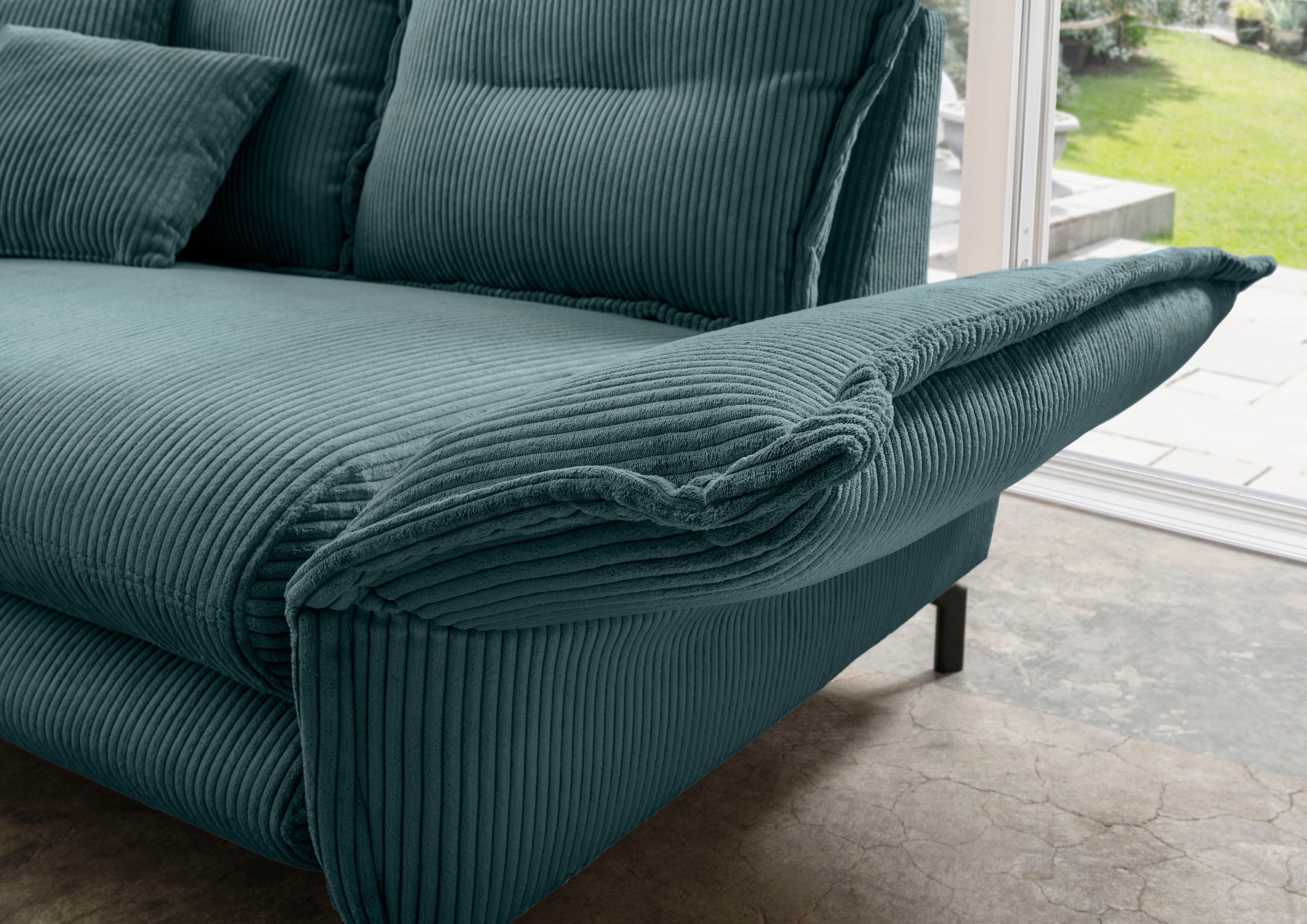 Home affaire Canapé d'angle »Lazio modern und bequem, schmale Armlehnen, tolle Detailverarbeitung« zwei verschiedene Fussfarben wählbar