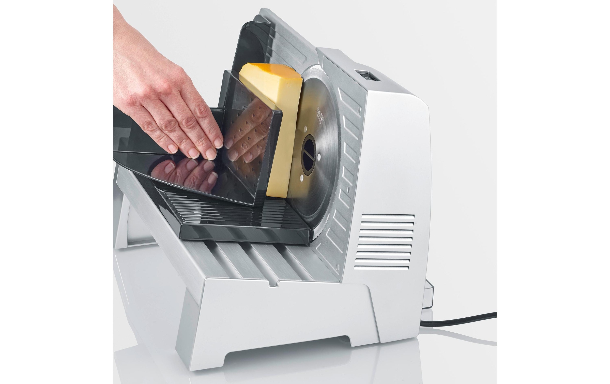 Image of Severin Allesschneider "AS 3917" 130 W Fingerschutz, Brotschneidemaschine Schnittstärke stufenlos einstellen