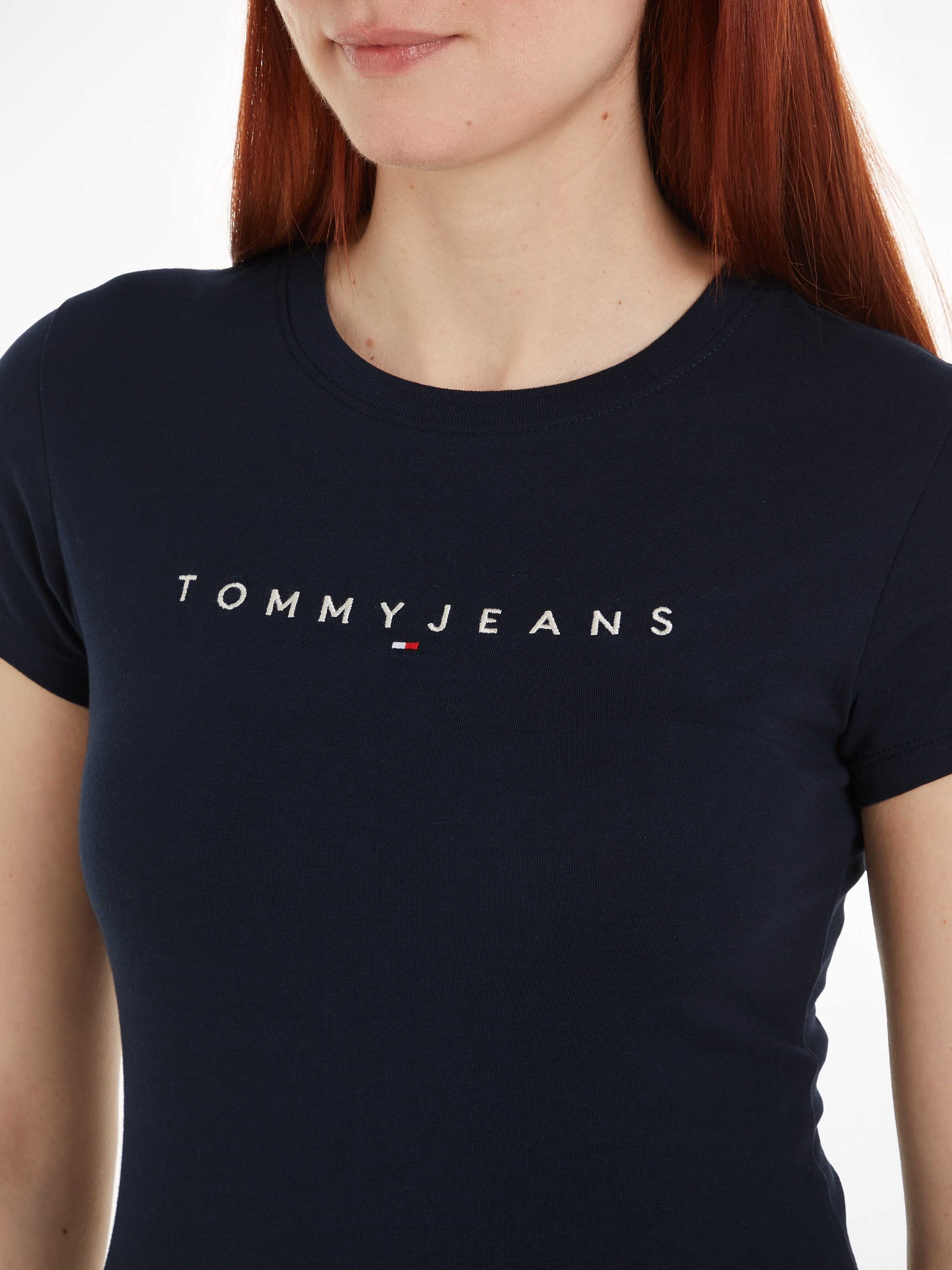 ♕ Tommy Jeans Logo mit Logostickerei auf »Slim Shirt«, T-Shirt Linear versandkostenfrei Tee