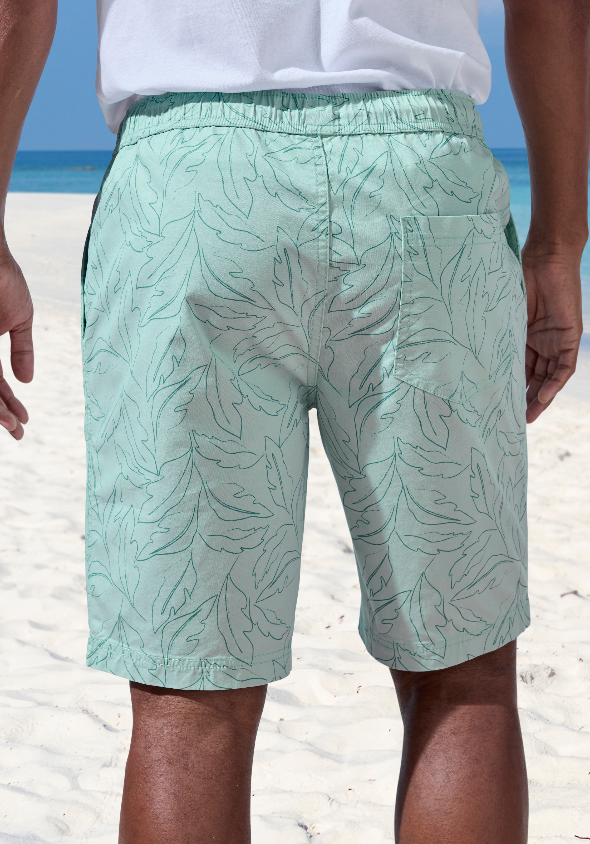 John Devin Shorts »Bermuda«, kurze Hose aus elastischer, gewebter Baumwollqualität