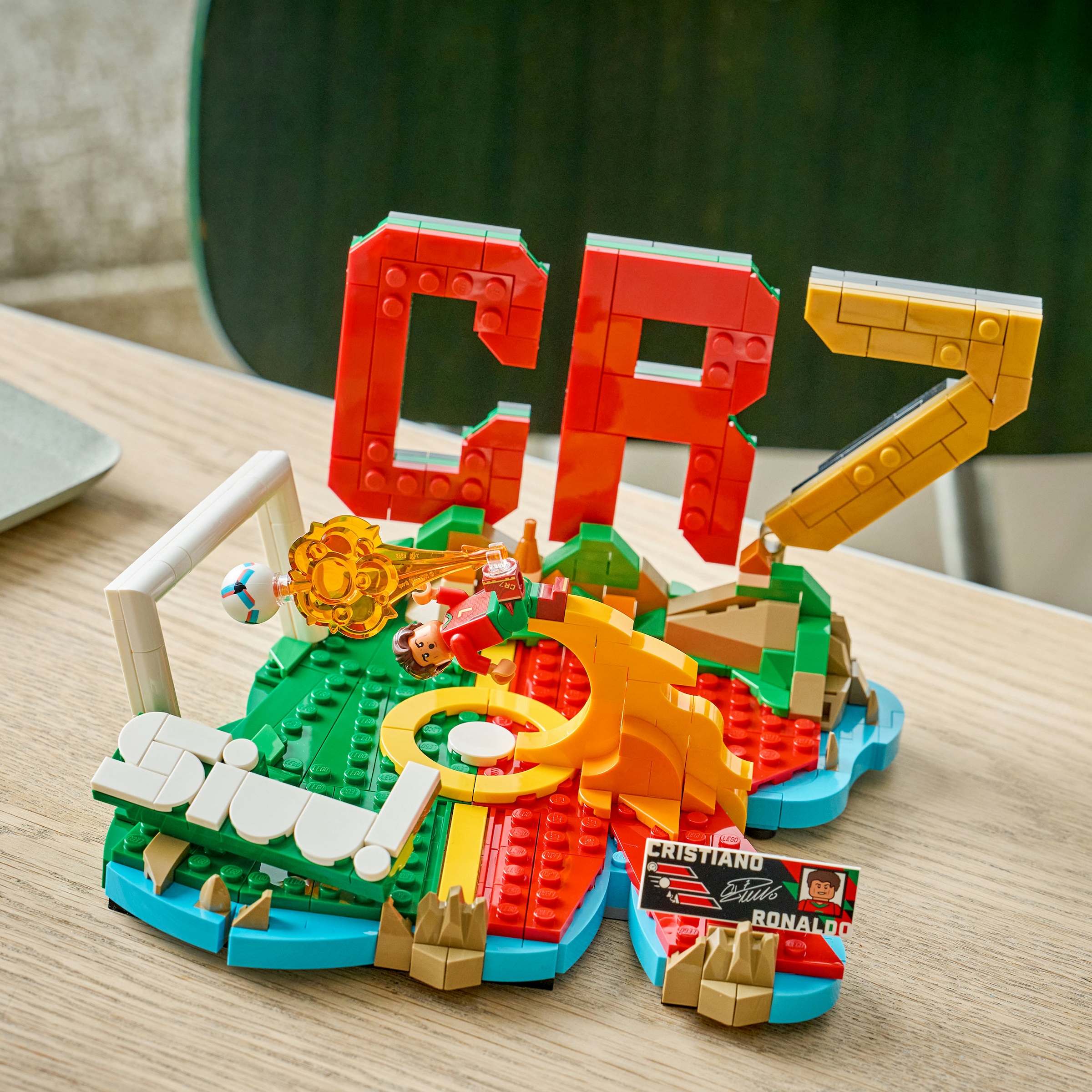 LEGO® Konstruktionsspielsteine »Cristiano Ronaldo – Fussball-Highlights (43012), LEGO Editions Football«