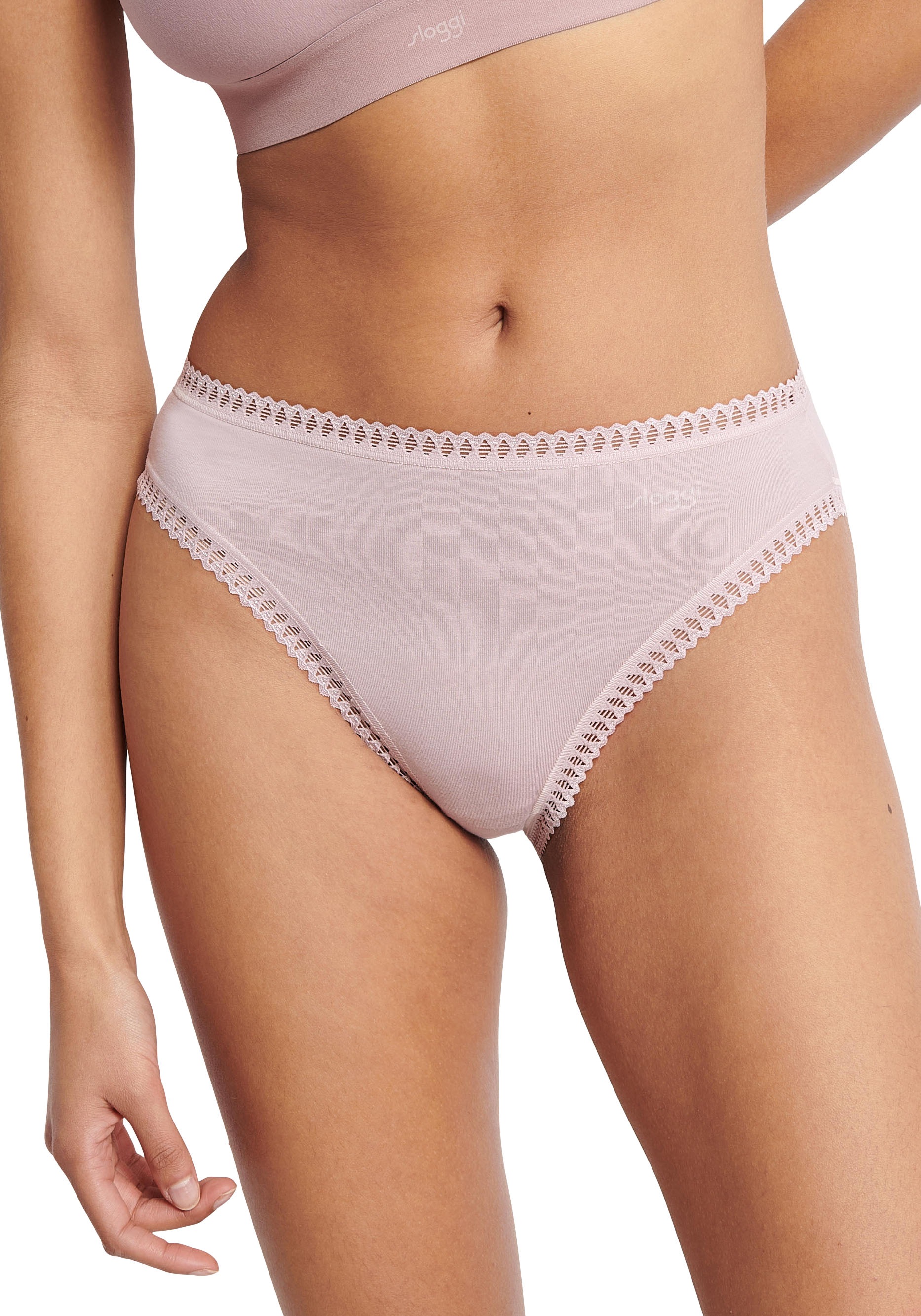 sloggi Slip »GO Crush«, (3er Pack), hoher Beinausschnitt, Spitze, feminin, weich, elastisch, Baumwollmix
