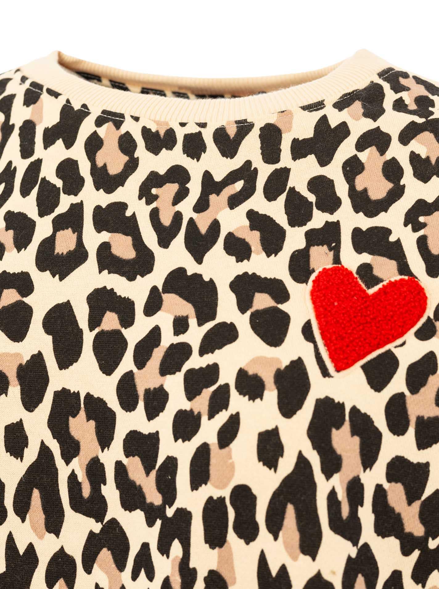 Zwillingsherz Sweatshirt »"Leo Love"«, Mini Me, Rundhals, elastische Bündchen, Leo-Allover, Herzpatch
