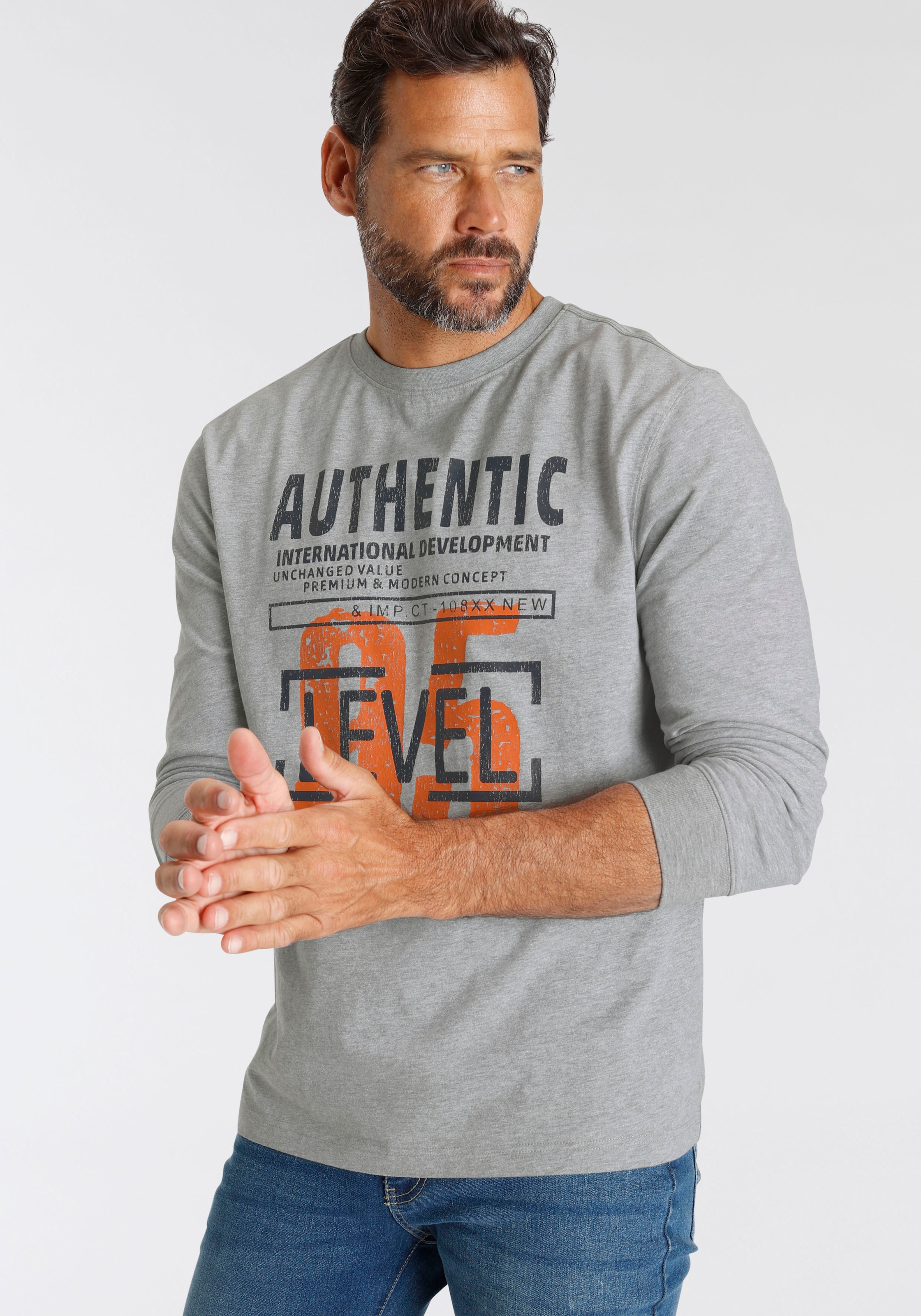 Image of Mans World Langarmshirt "neue Farbe" Langarm, bedruckt, aus Baumwolle und Viskose, mit Rippbündchen