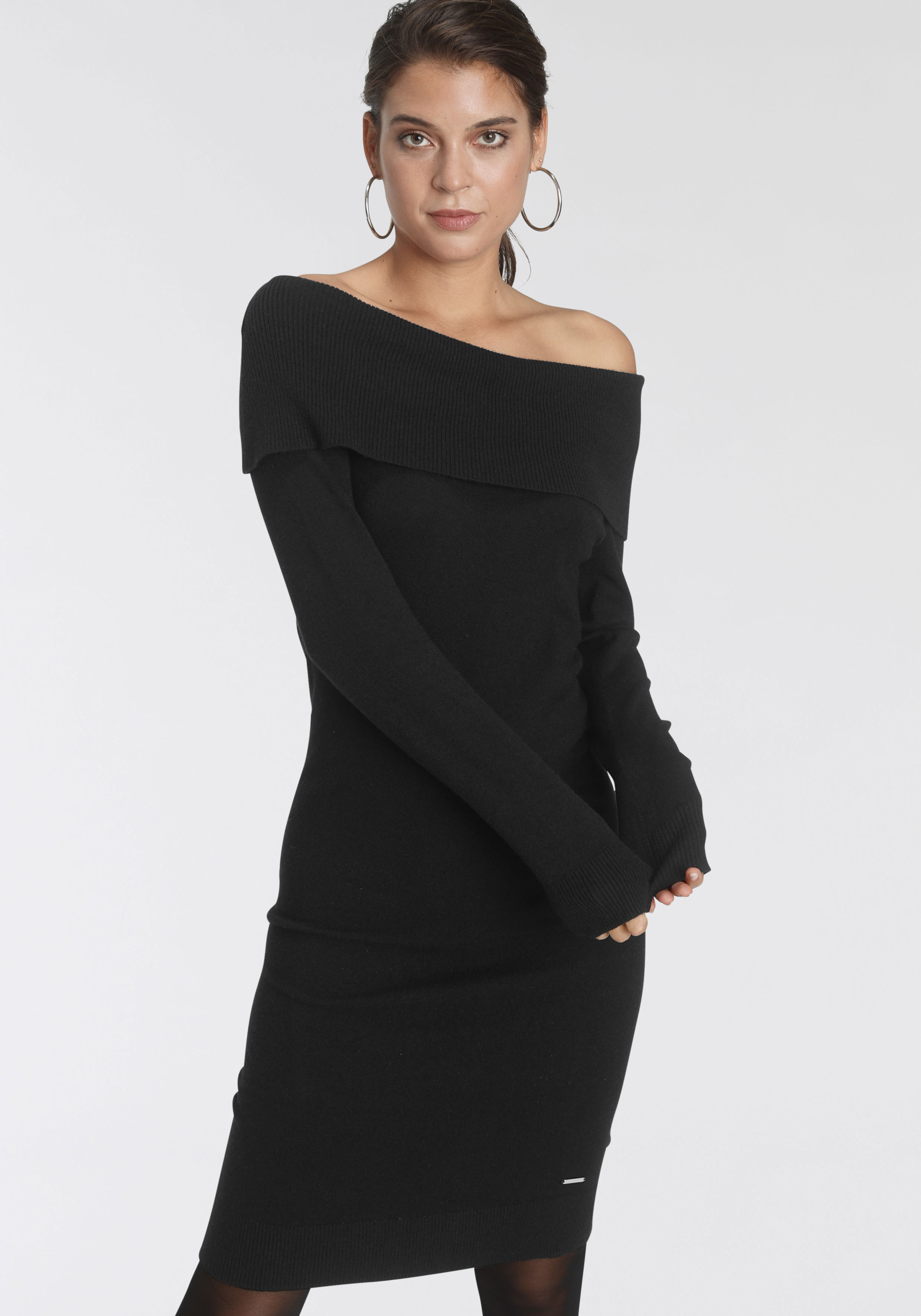Schwarzes Kleid kaufen online günstig