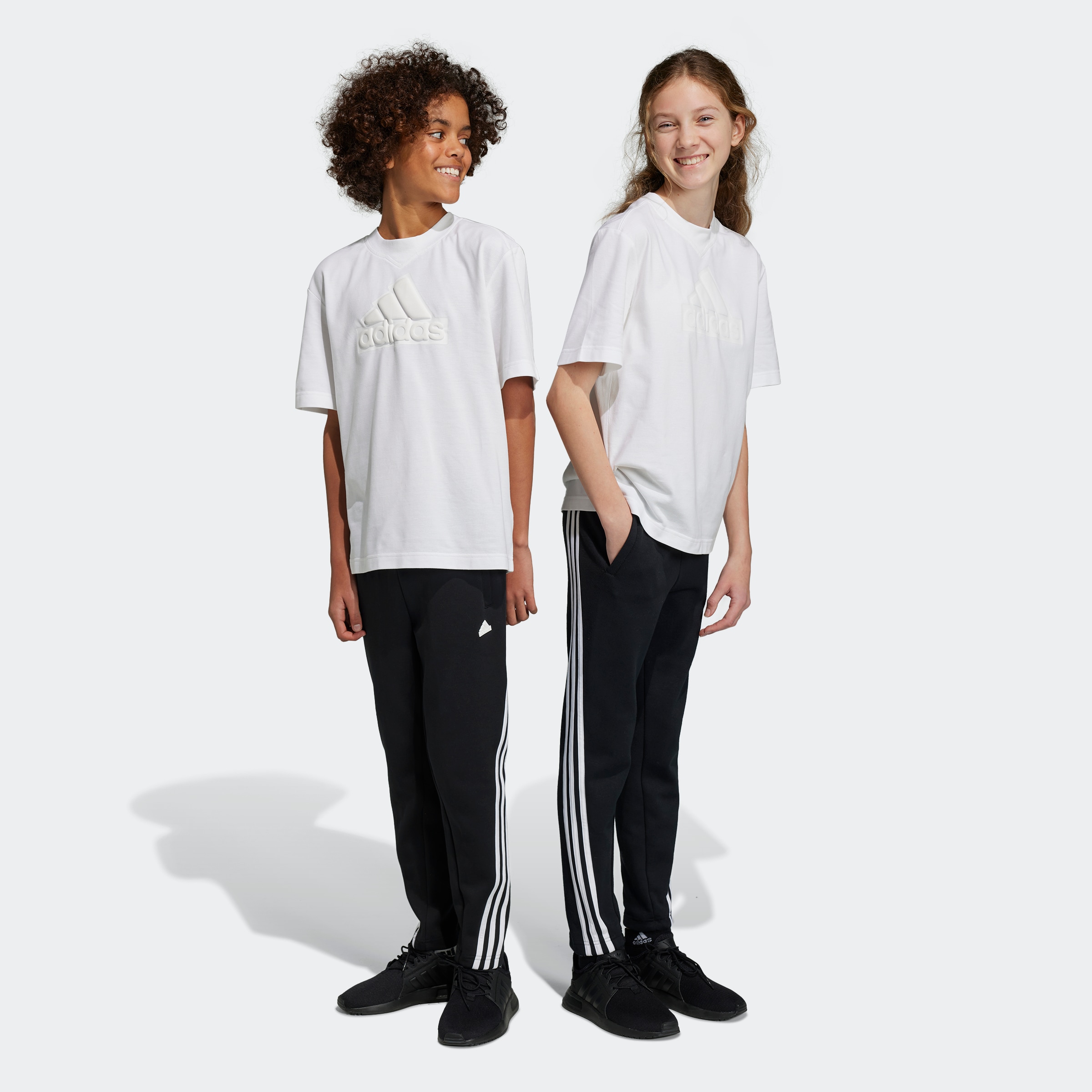 Image of adidas Sportswear Sporthose "FUTURE ICONS 3-STREIFEN ANKLE-LENGTH"