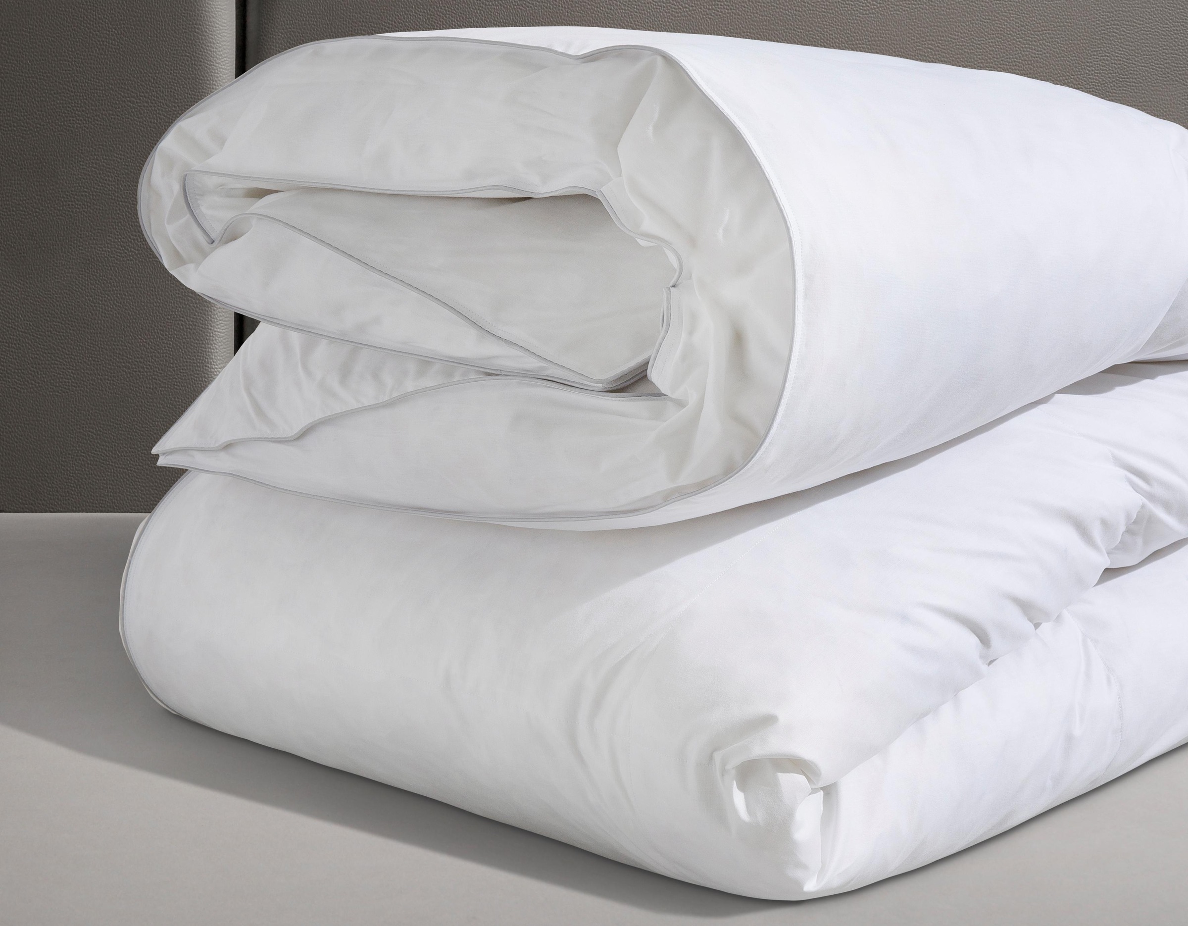 Balette Federbettdecke »Lena«, extrawarm, Füllung 100% Federn, Bezug 100% Baumwolle, (1 St.), Bettdecke in 135x200 cm und weiteren Grössen, für Winter geeignet