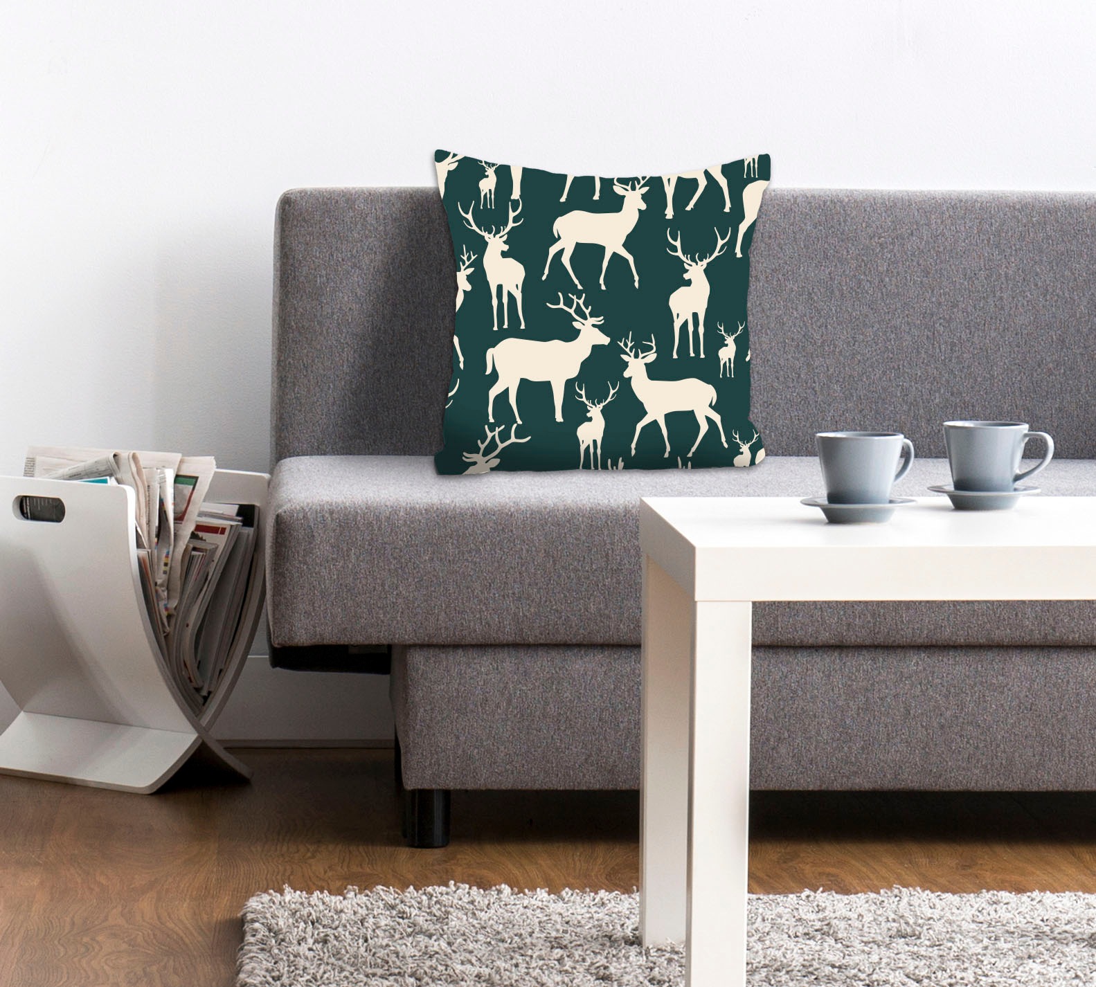 Image of queence Dekokissen "Ross" Kissenhülle,Hirsche,Grün,Beige,Natur,Wald,Tiere,Minimalistisch