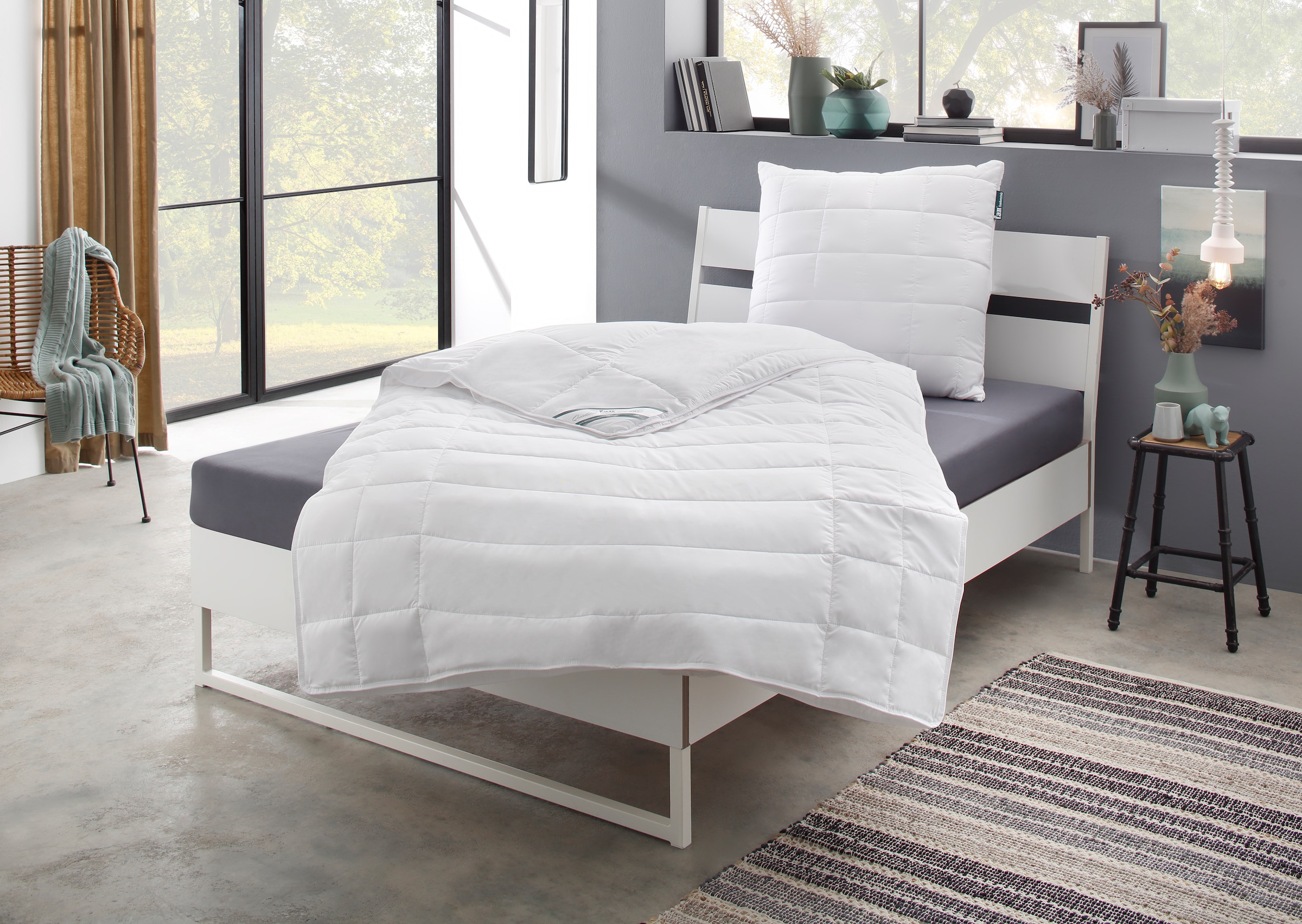 fan Microfaserkissen »Komfort Plus«, Füllung: 100% Polyester, Bezug: 100% Polyester, (1 St.), leichtes, weiches Kissen