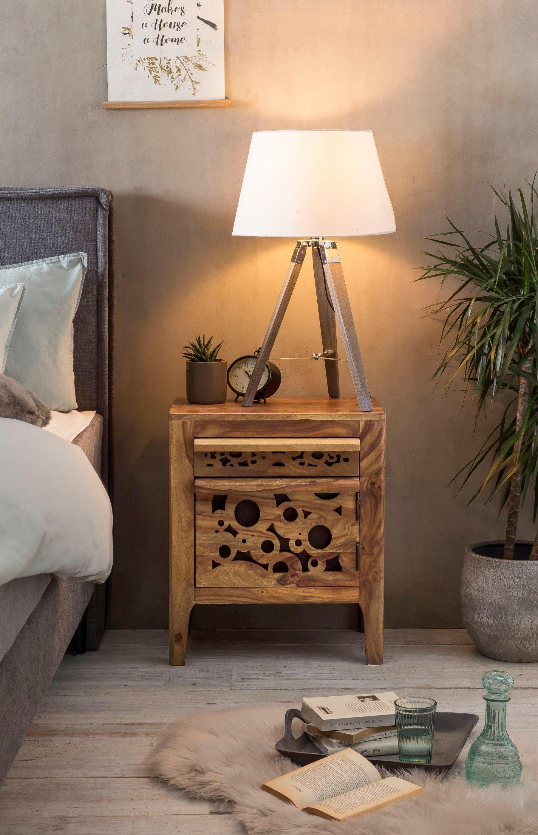 Image of SIT Nachtkommode »Bubbles«, mit kreisförmigen Fräsungen auf der Front bei Ackermann Versand Schweiz