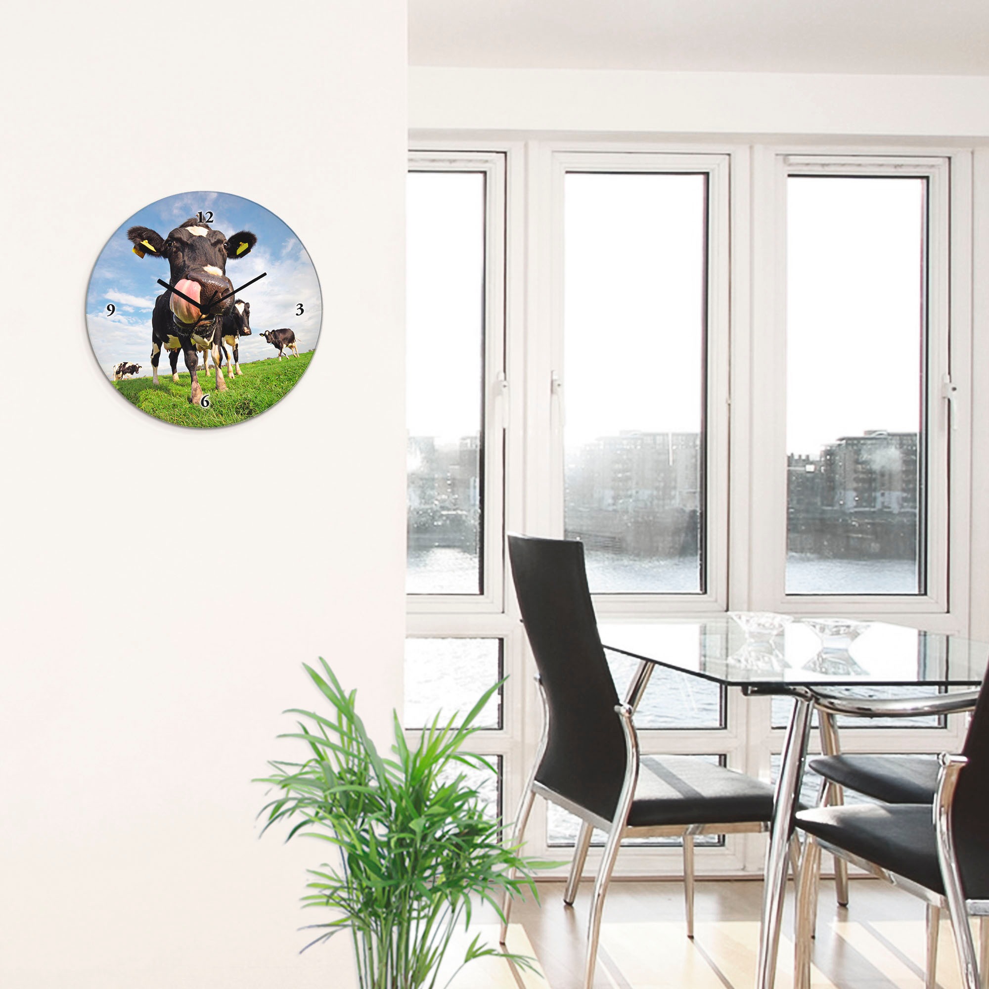Artland Wanduhr »Holstein-Kuh mit gewaltiger Zunge« wahlweise mit Quarz- oder Funkuhrwerk, lautlos ohne Tickgeräusche