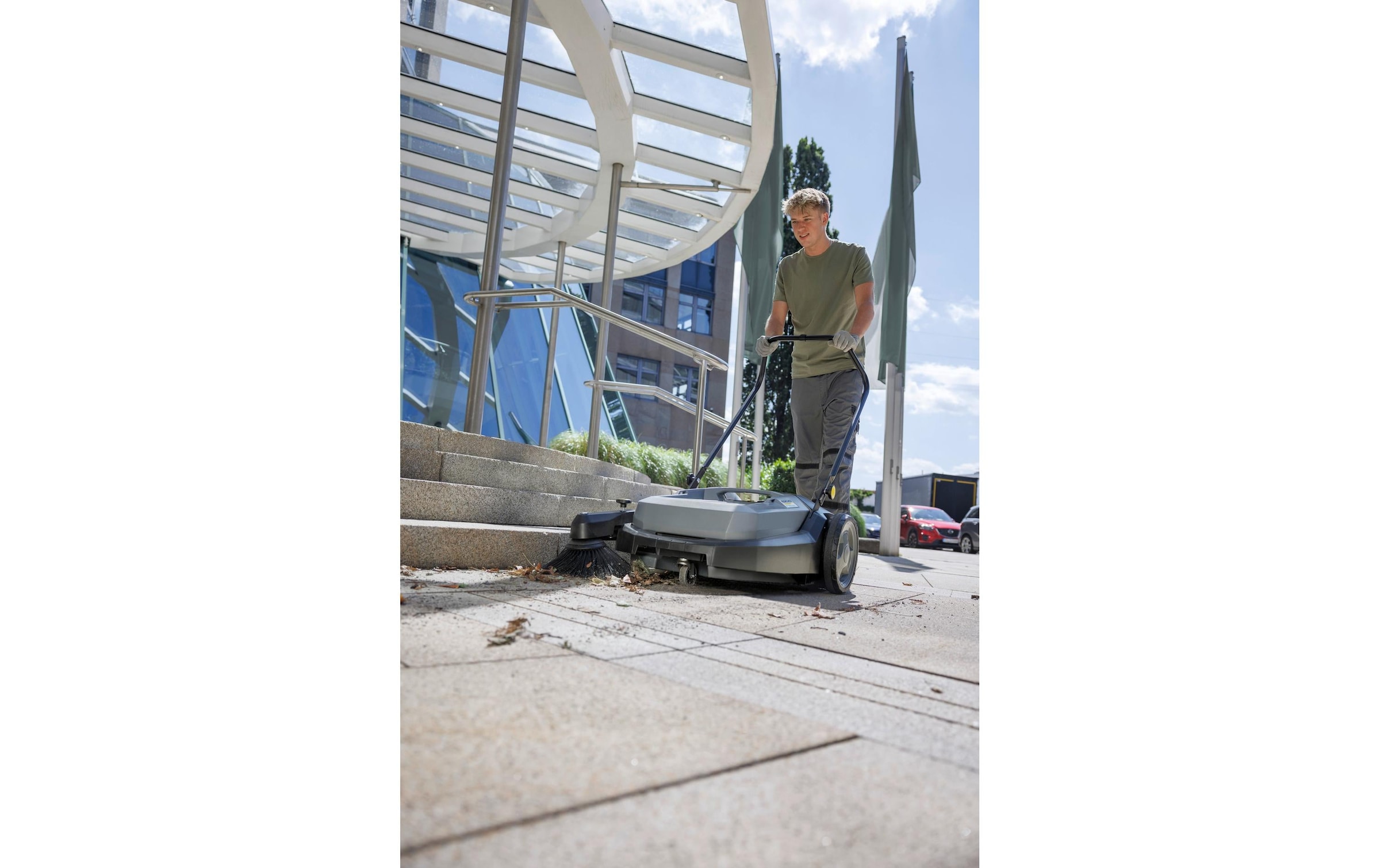 Kärcher Professional Handkehrmaschine »KM 70/20 C«