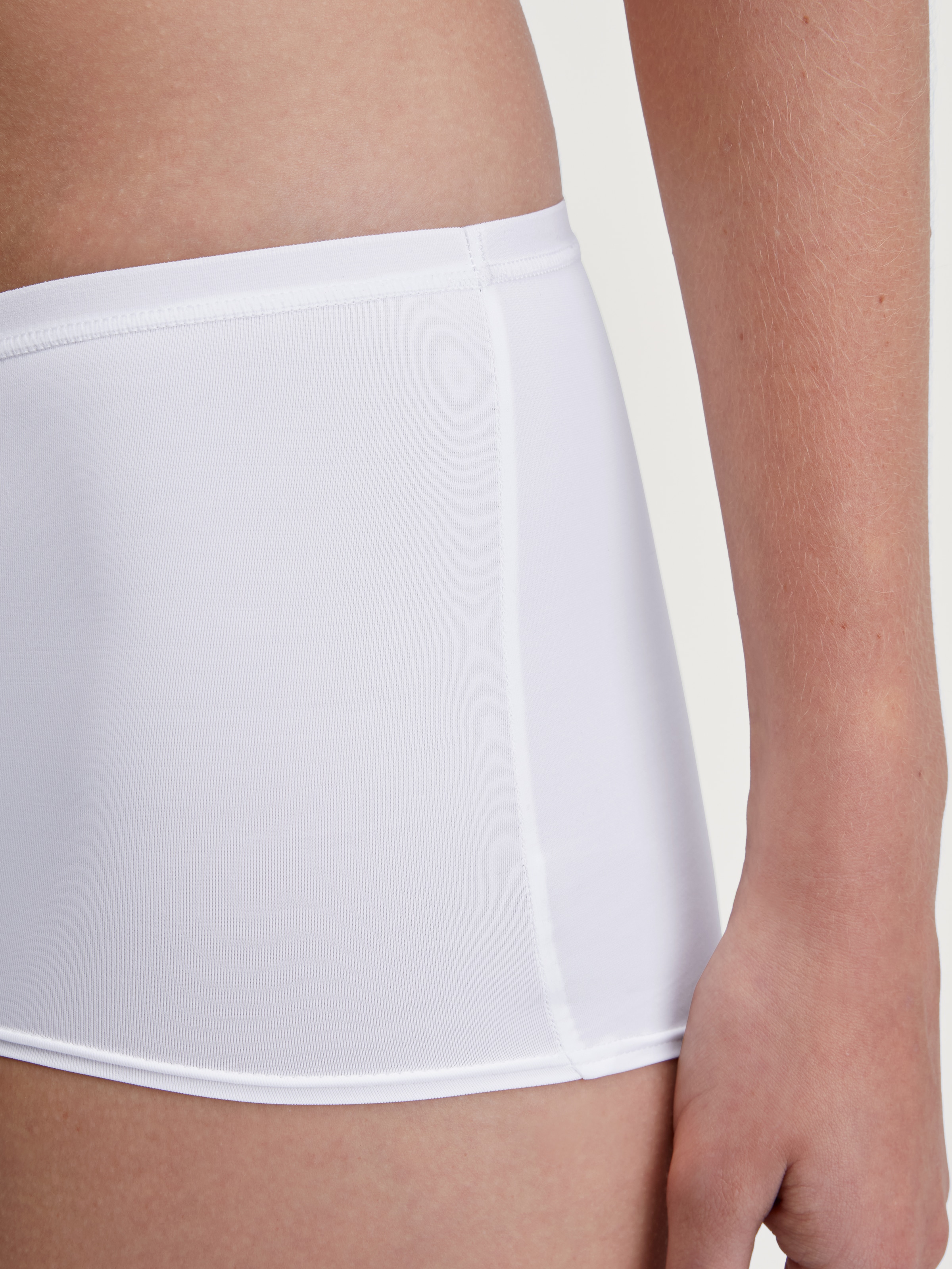 CALIDA Panty »Sleek Skin« weich, elastischer Bund, schmaler Schnitt