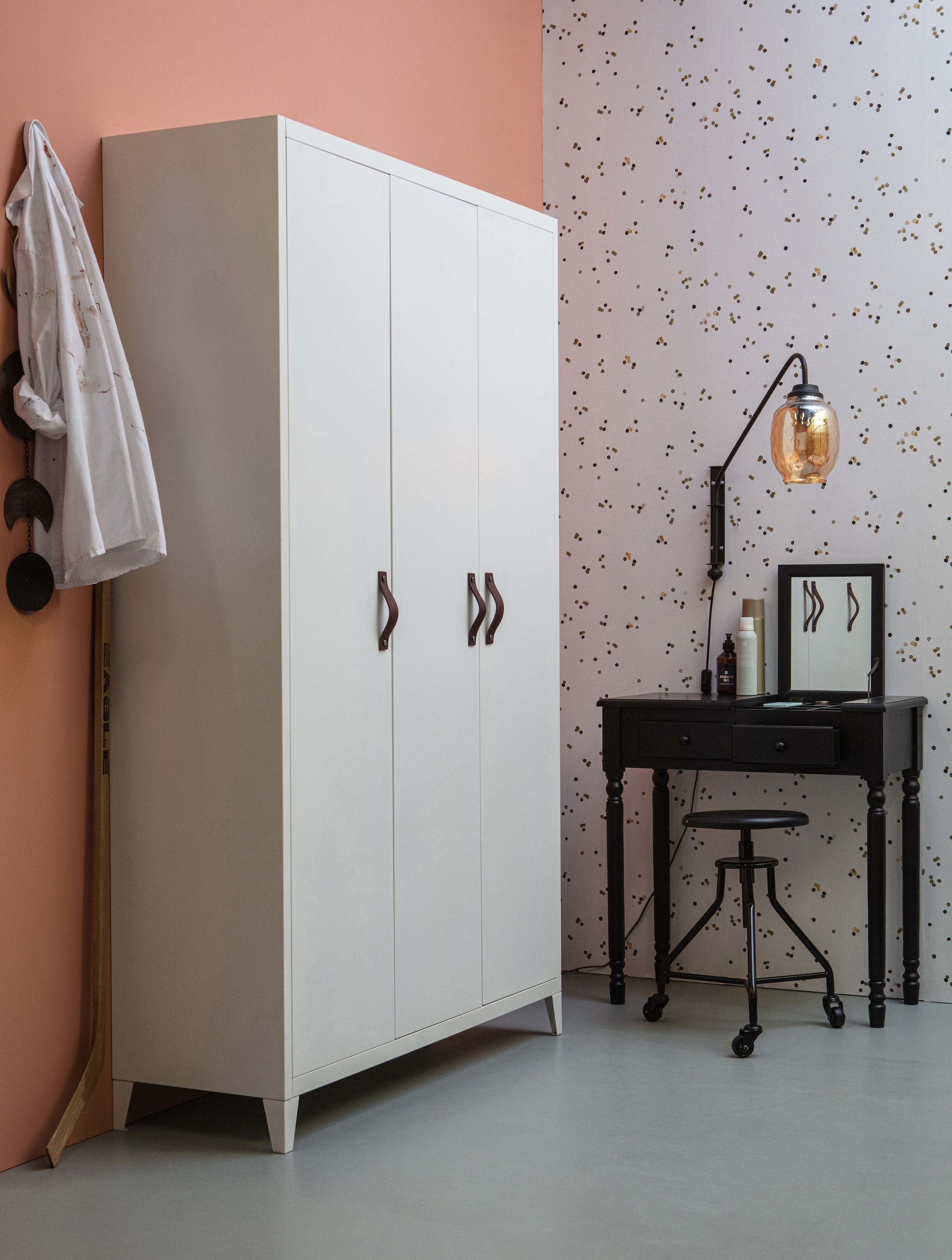 WOOOD Konsolentisch »Romy Massivkiefer und integriertem Klappspiegel B 75 x T 38 x H 78 cm« Versteckte Fachaufteilung, einfach zu montieren, sichtbare Maserung