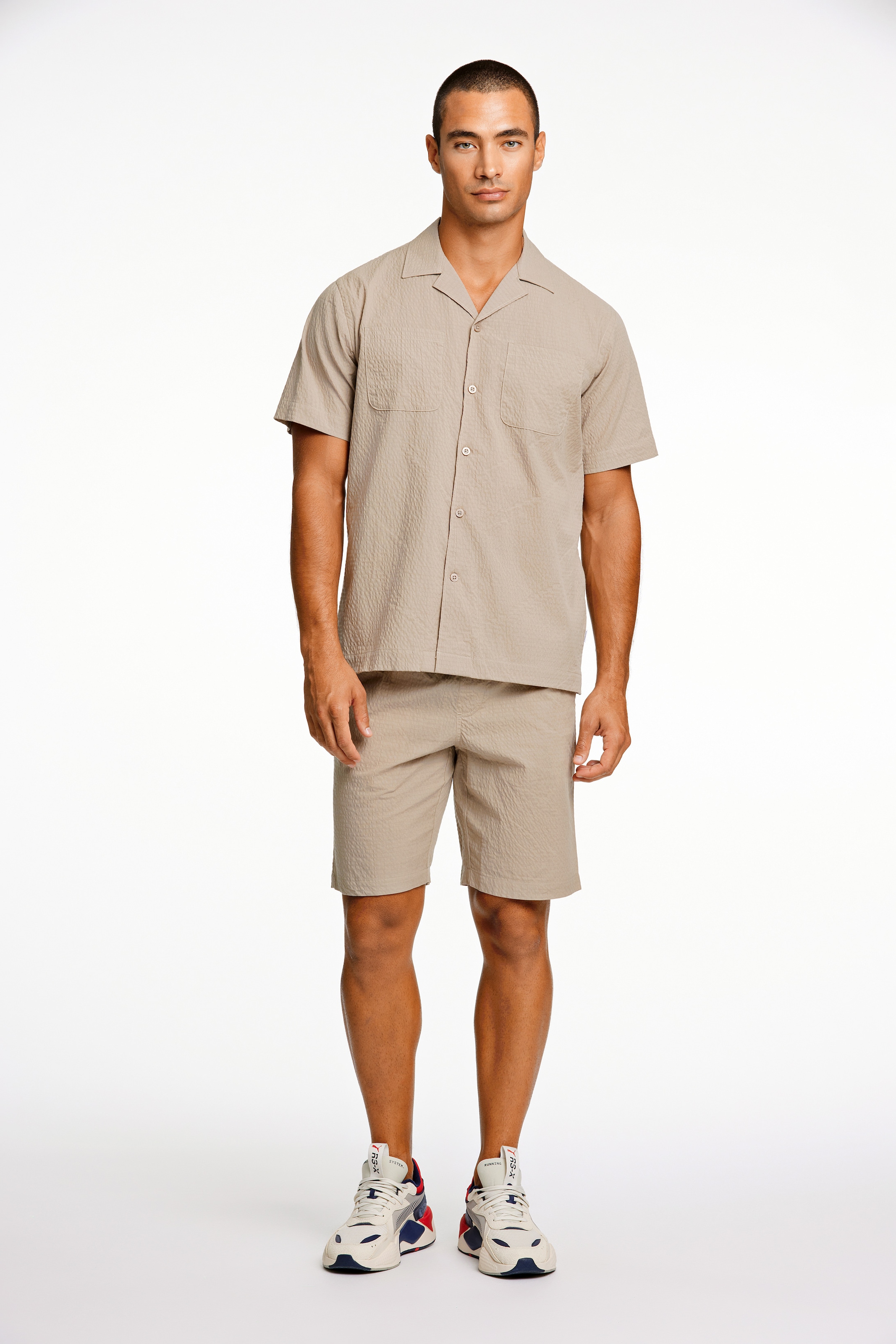 LINDBERGH Kurzarmhemd »Shirt+Shorts Set«, (2 tlg.), im Set mit passender Shorts