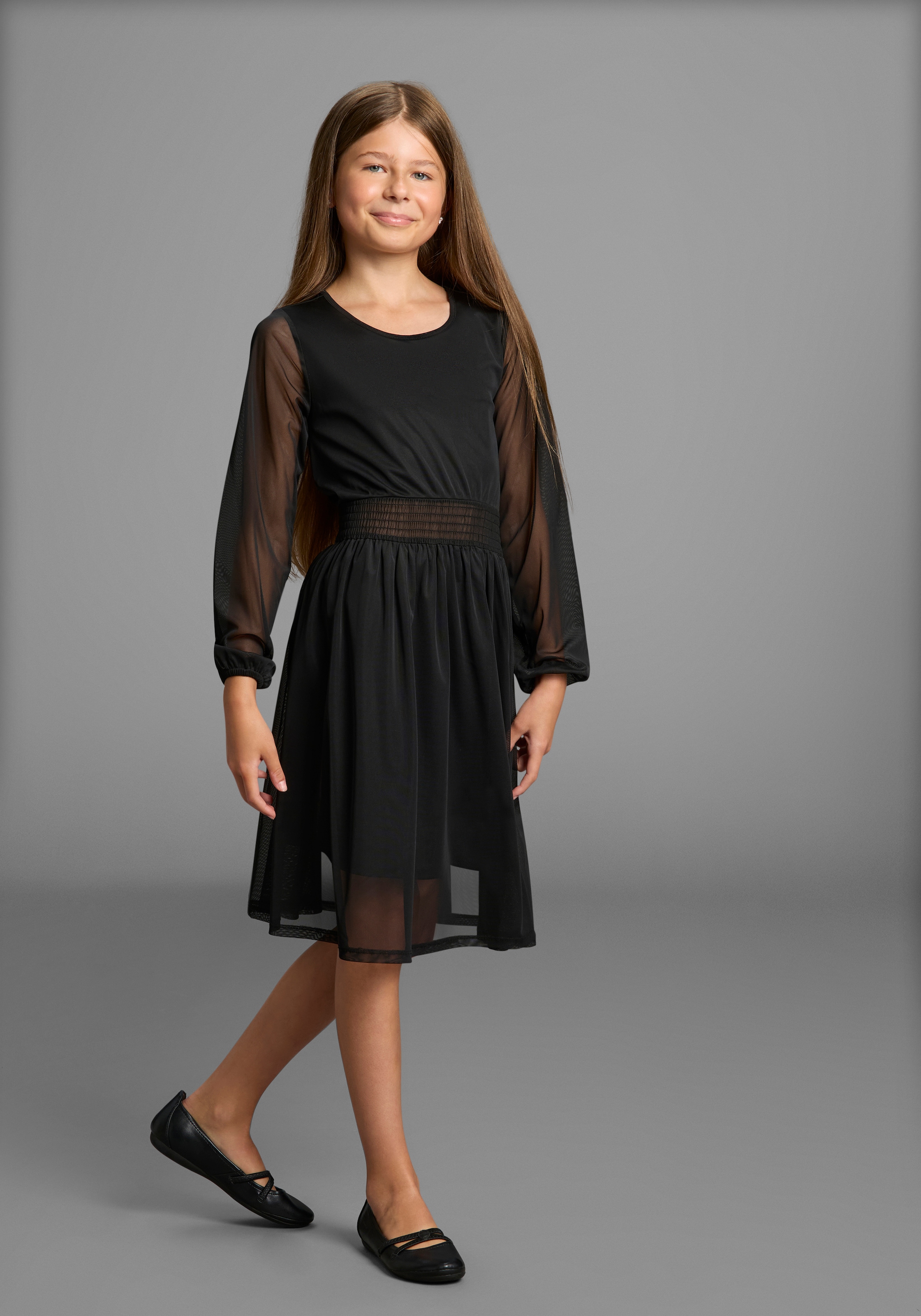 Image of Bruno Banani Jerseykleid "Meshkleid mit transparenten Ärmeln für festliche Anlässe" Für TEENS. Shirtkleid mit Chiffon