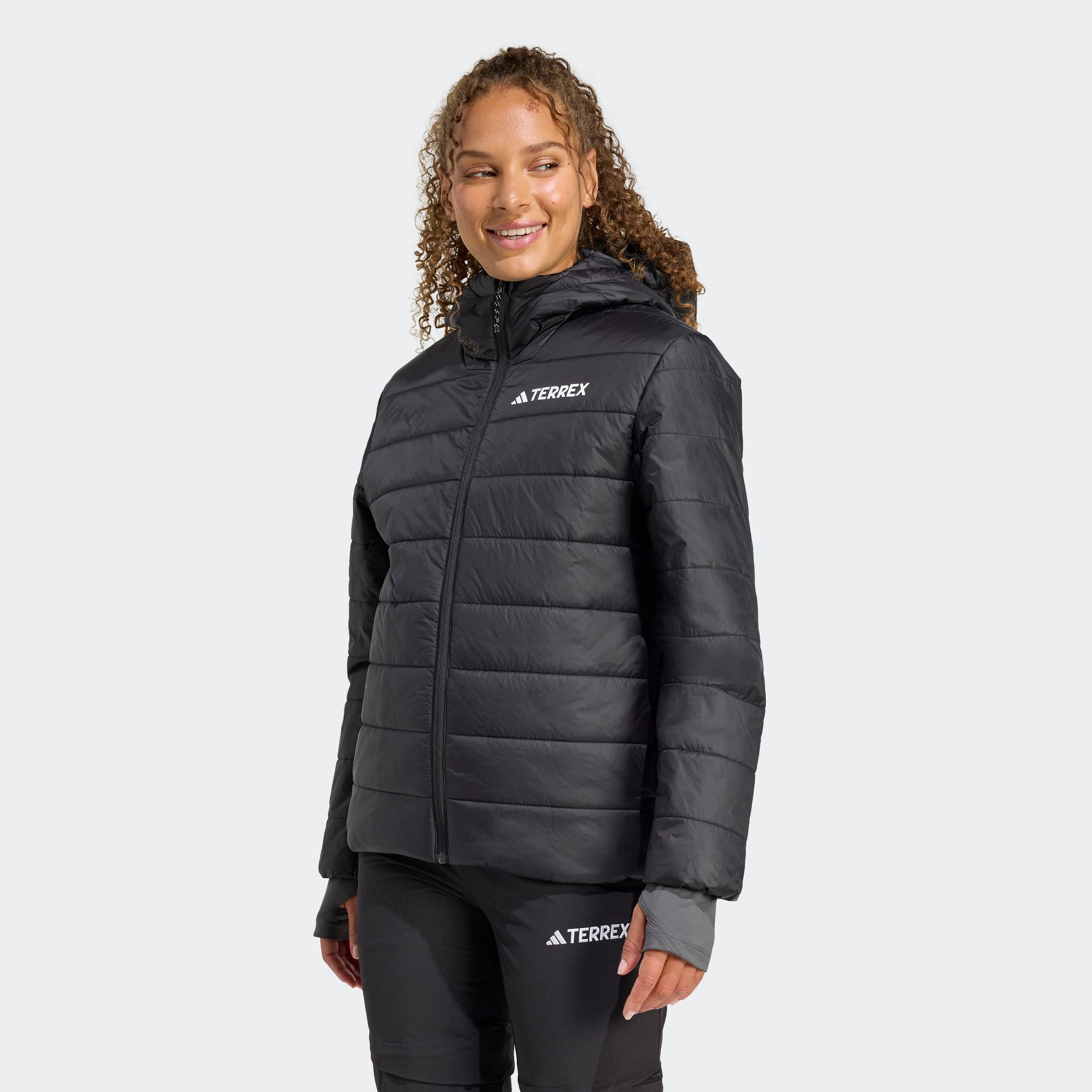 adidas TERREX Veste matelassée »MULTI ESSENTIALS CLIMAWARM ISOLIERTE« mit Kapuze wärmend durch Climawarm Technologie, mit Kapuze