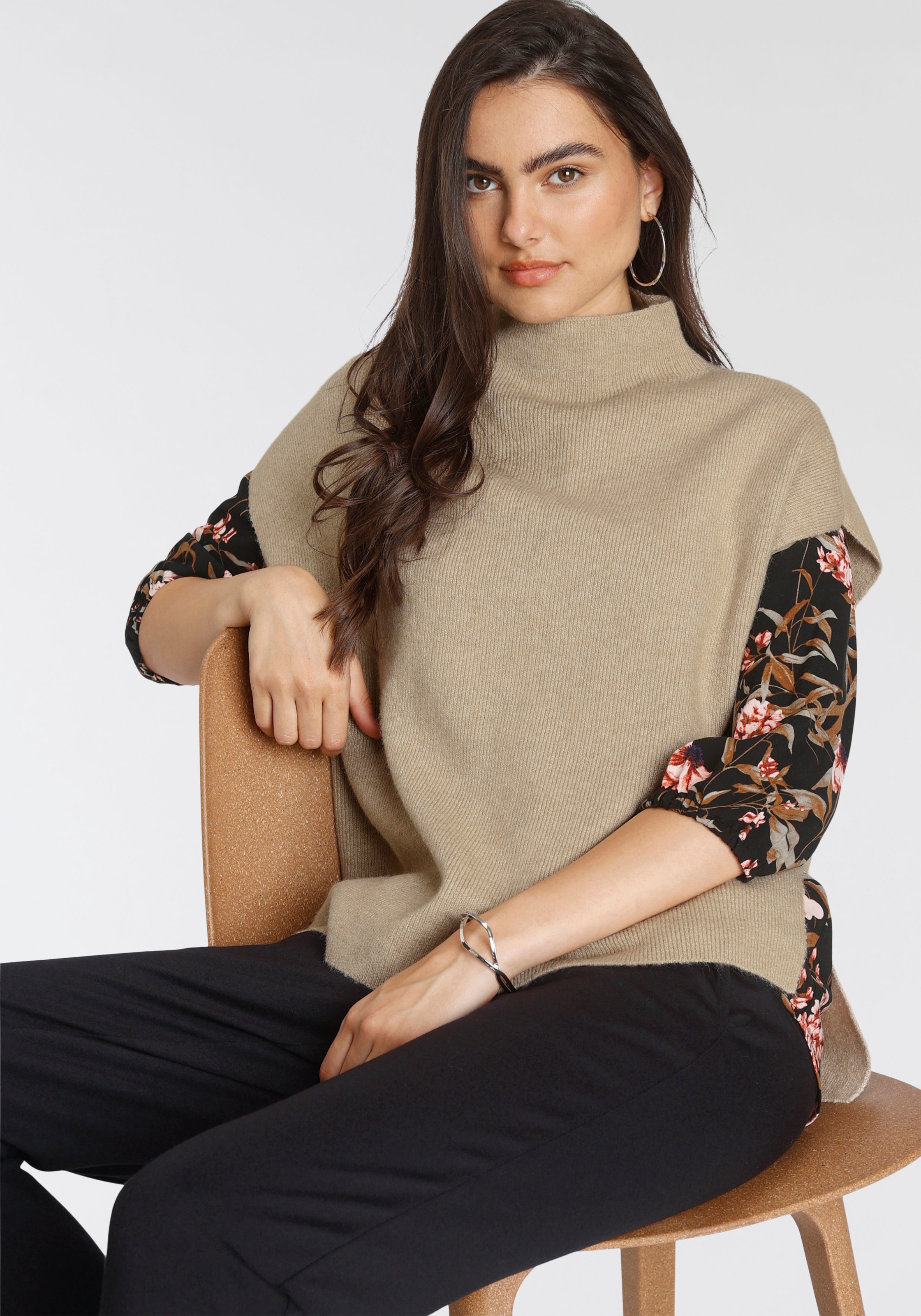 Image of soyaconcept Pullunder »SC-RINIE1«, mit seitlichen Schlitzen bei Ackermann Versand Schweiz