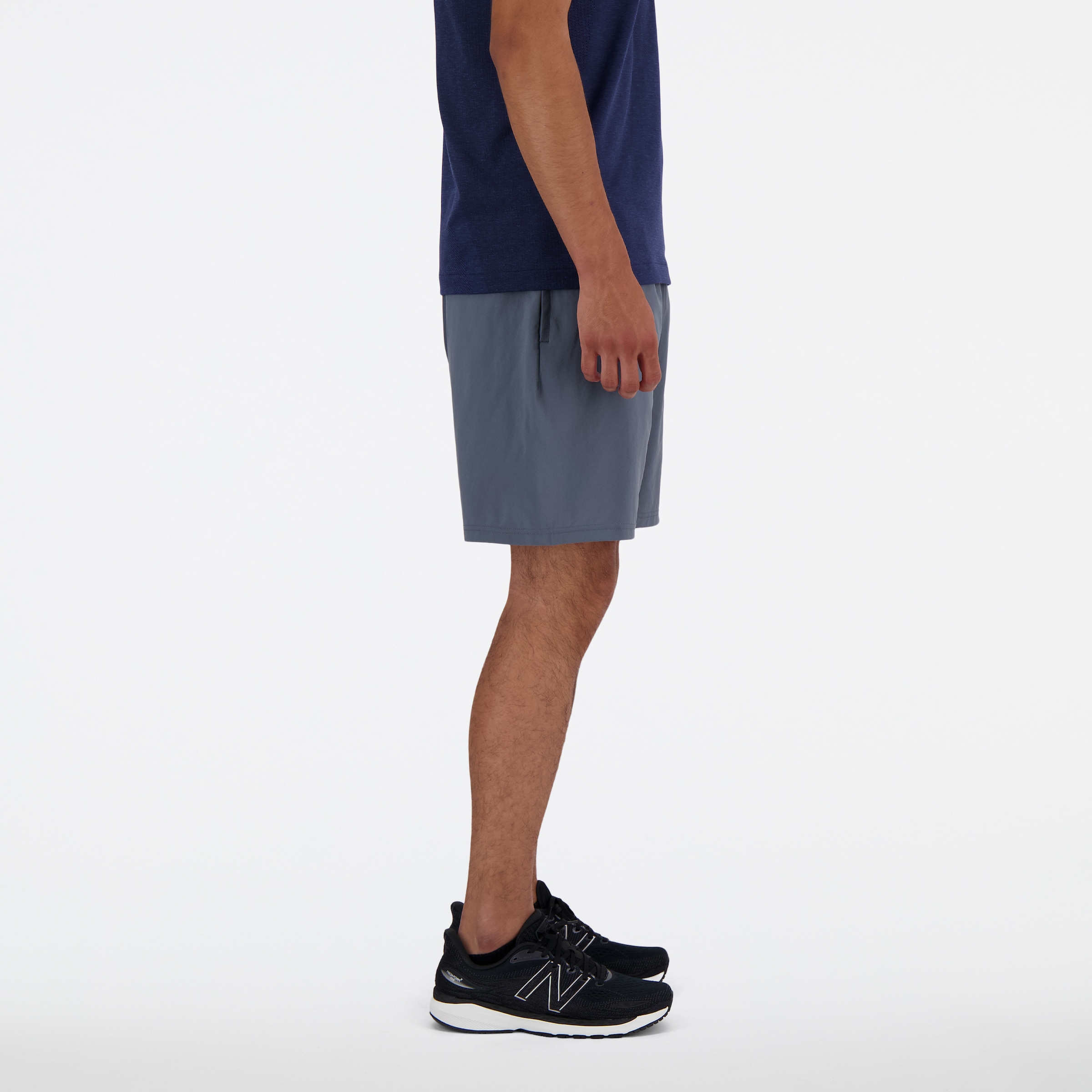 New Balance Short de course »SPORT ESSENTIAL SHORT 7«  mit feuchtigkeitsabweisender Technologie, atmungsaktiver Innenslip