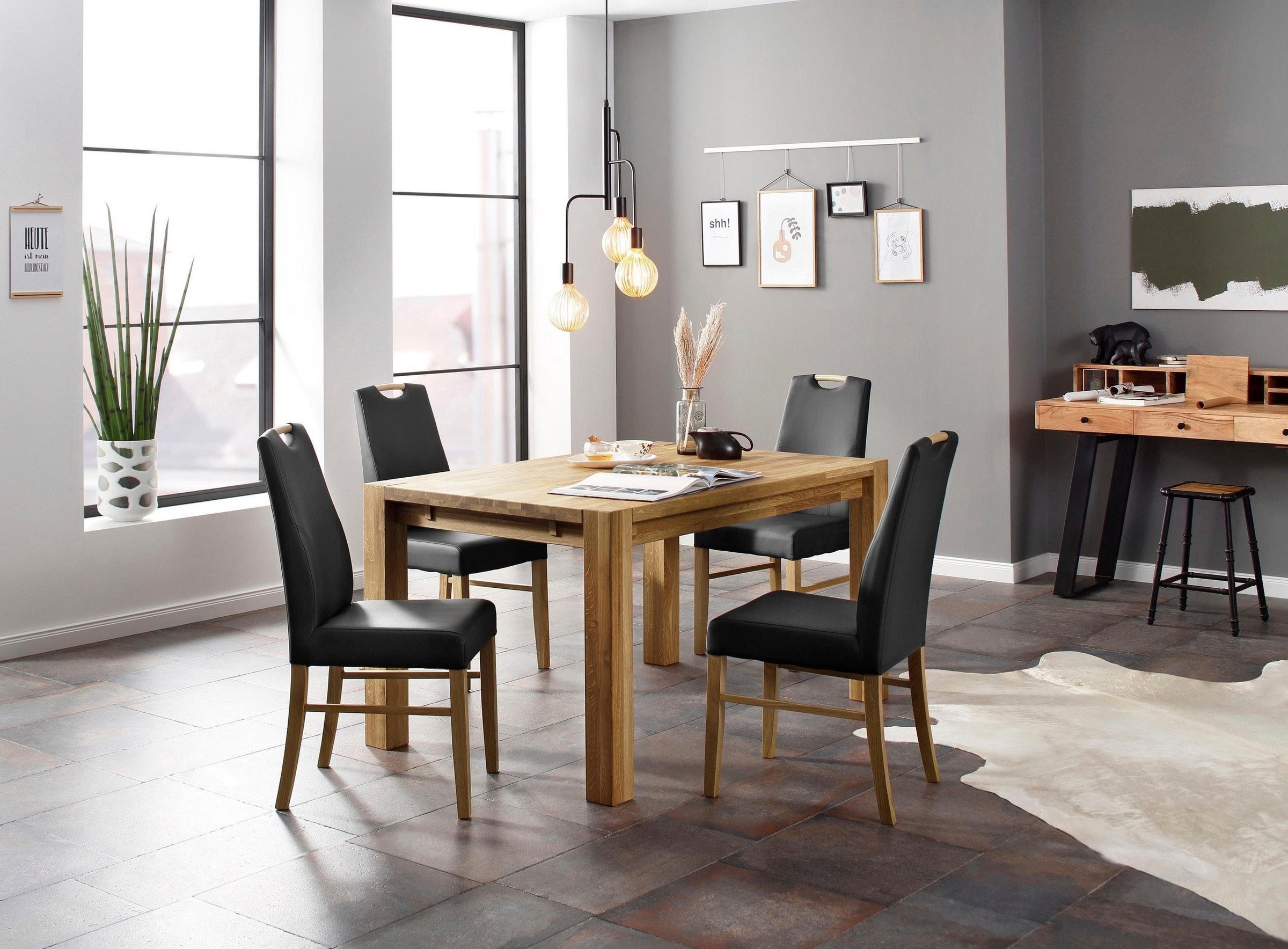 Image of Home affaire Essgruppe »Nils«, (Set, 5 tlg., Tisch 140/90 cm, 4 Polster-Stühle), aus Massivholz bei Ackermann Versand Schweiz