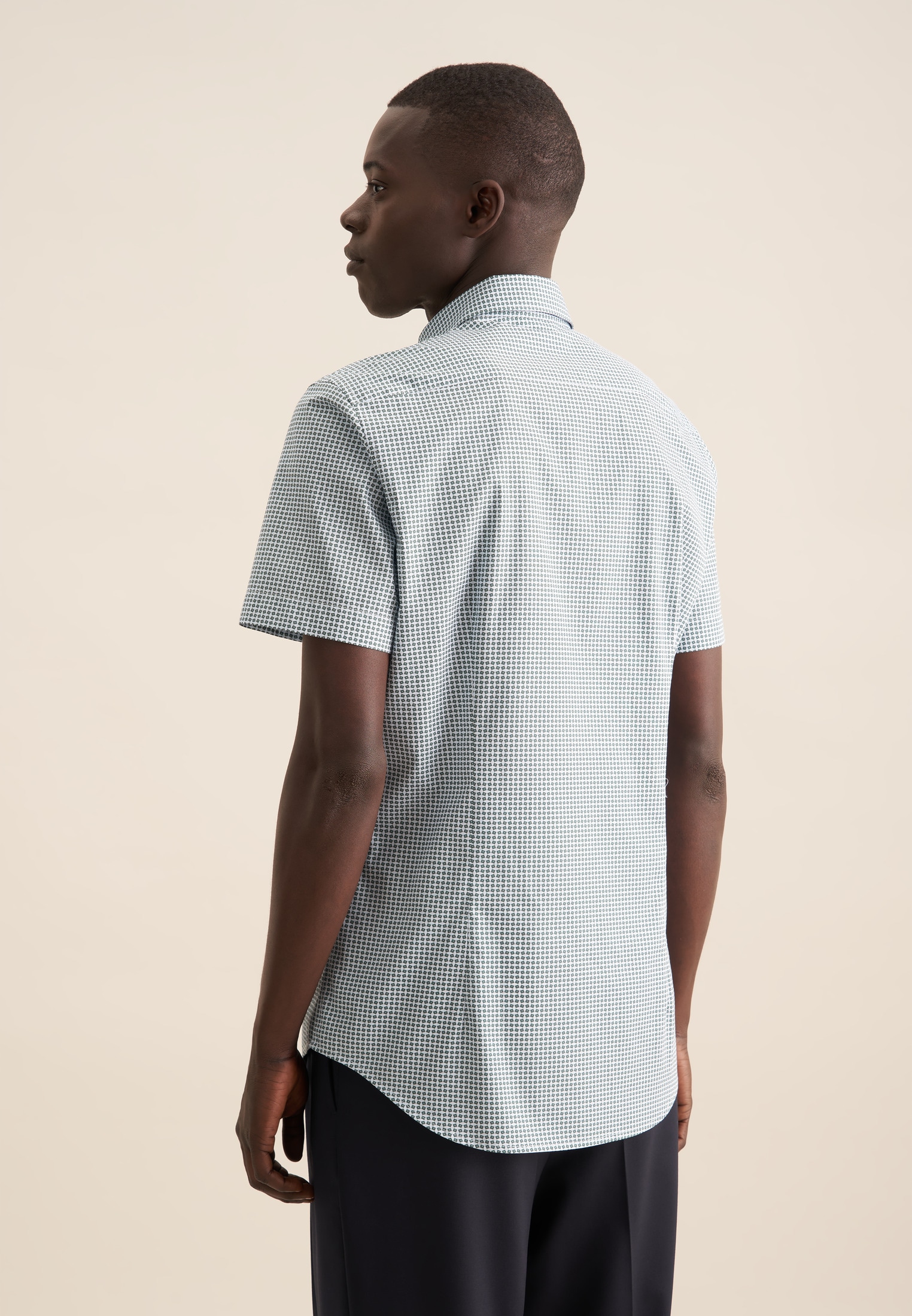 seidensticker Businesshemd »Shaped«, Shaped Kurzarm Button-Down-Kragen Druck