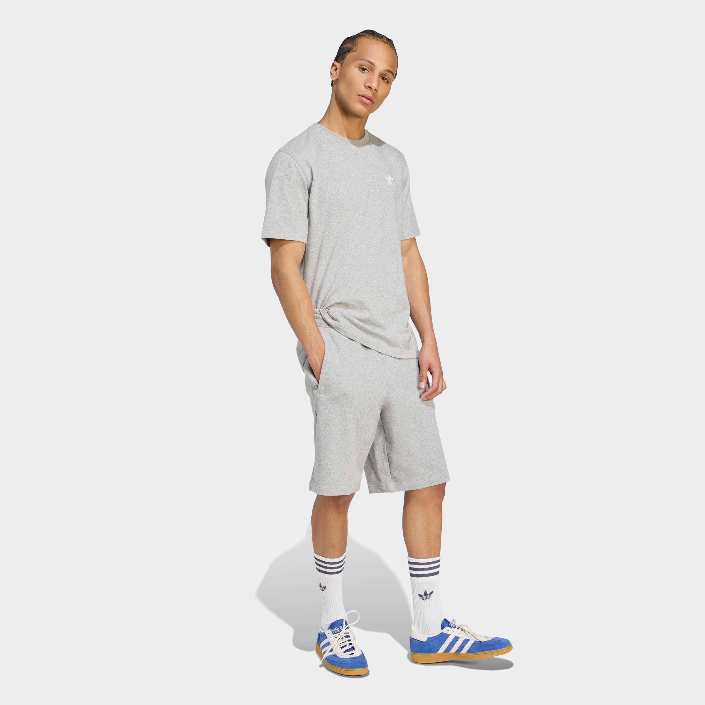 adidas Originals Short »ESSENTIALS TREFOIL«  Essential Sweat Shorts avec logo, en matière French-Terry douce