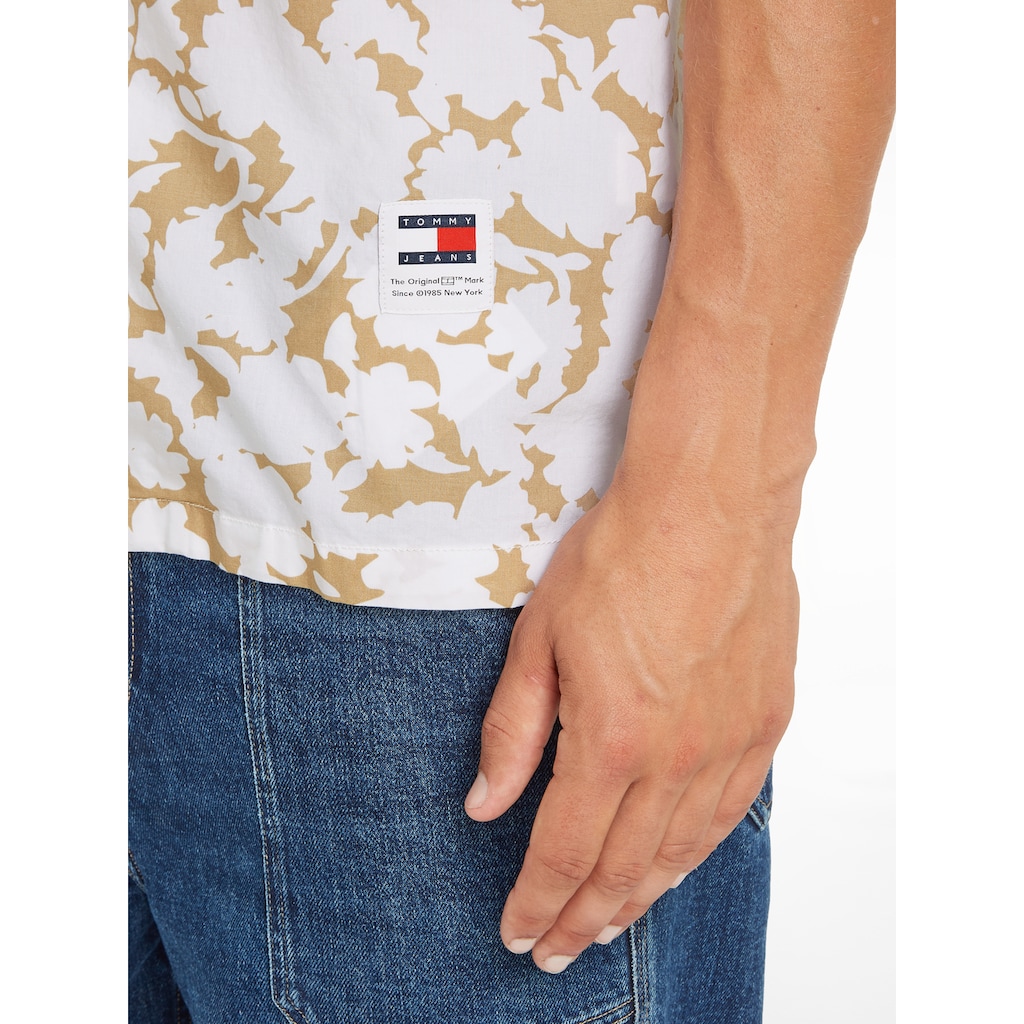 Tommy Jeans Kurzarmhemd »TJM RLX FLORAL AOP CAMP SHIRT«, mit Allover-Print
