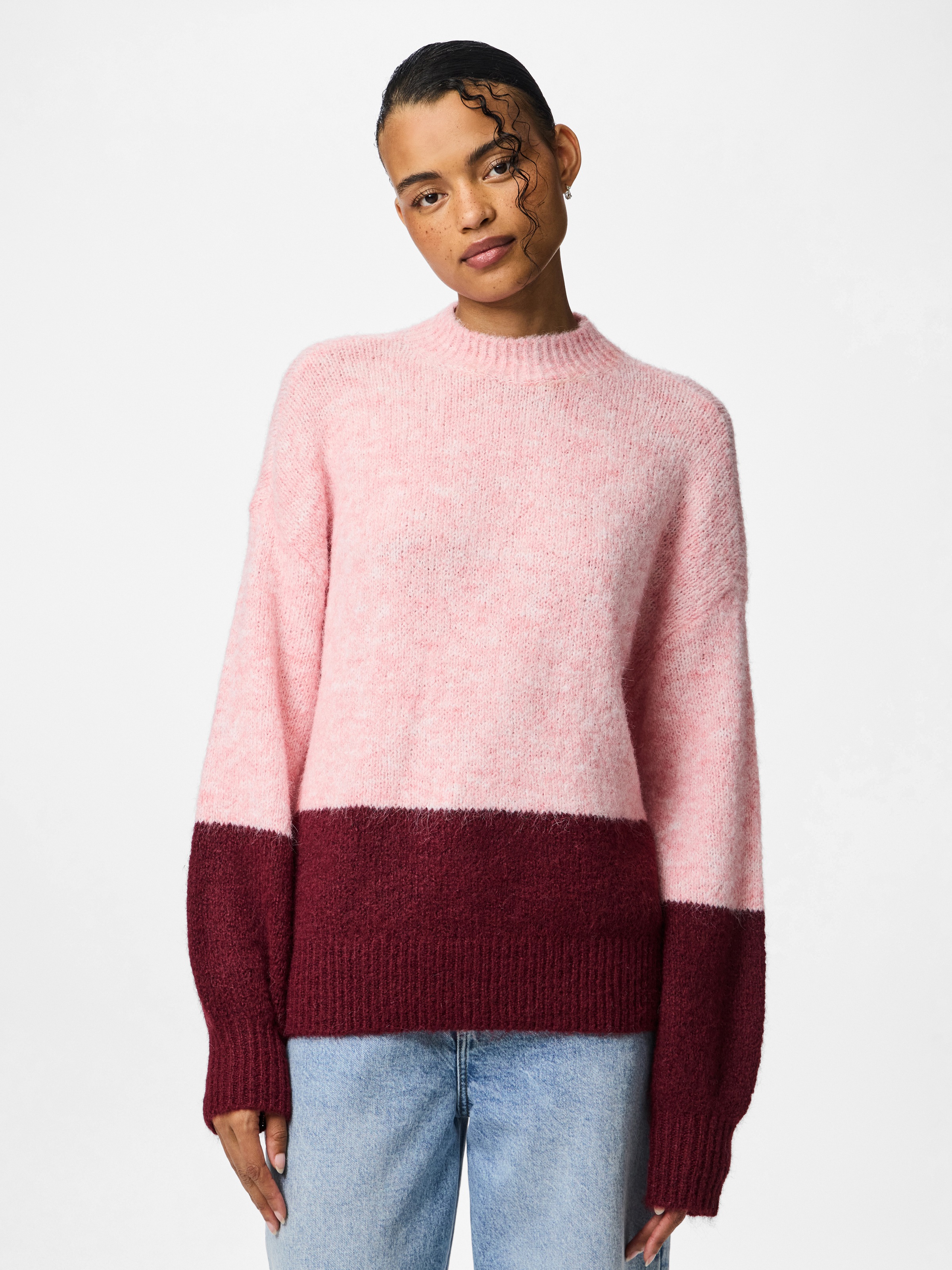 Image of pieces Rundhalspullover "PCIVY LS O-NECK COLOR BLOCK KNIT PWP BC" Colorblock Design