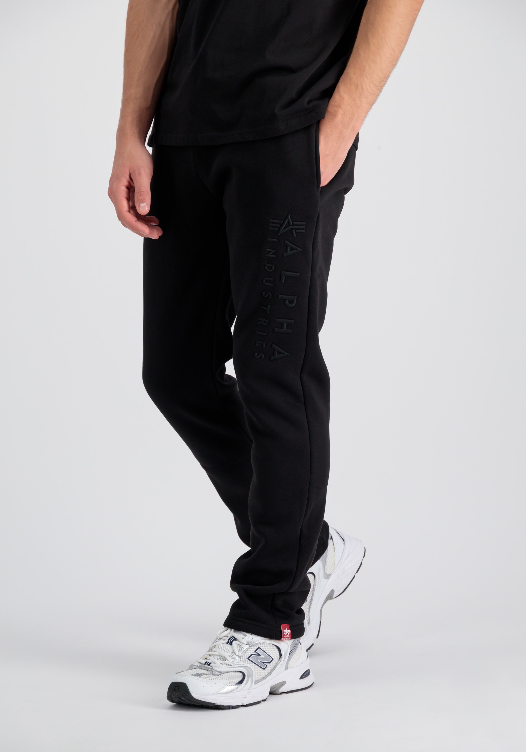 Image of Alpha Industries Jogginghose "Embroidery Jogger"