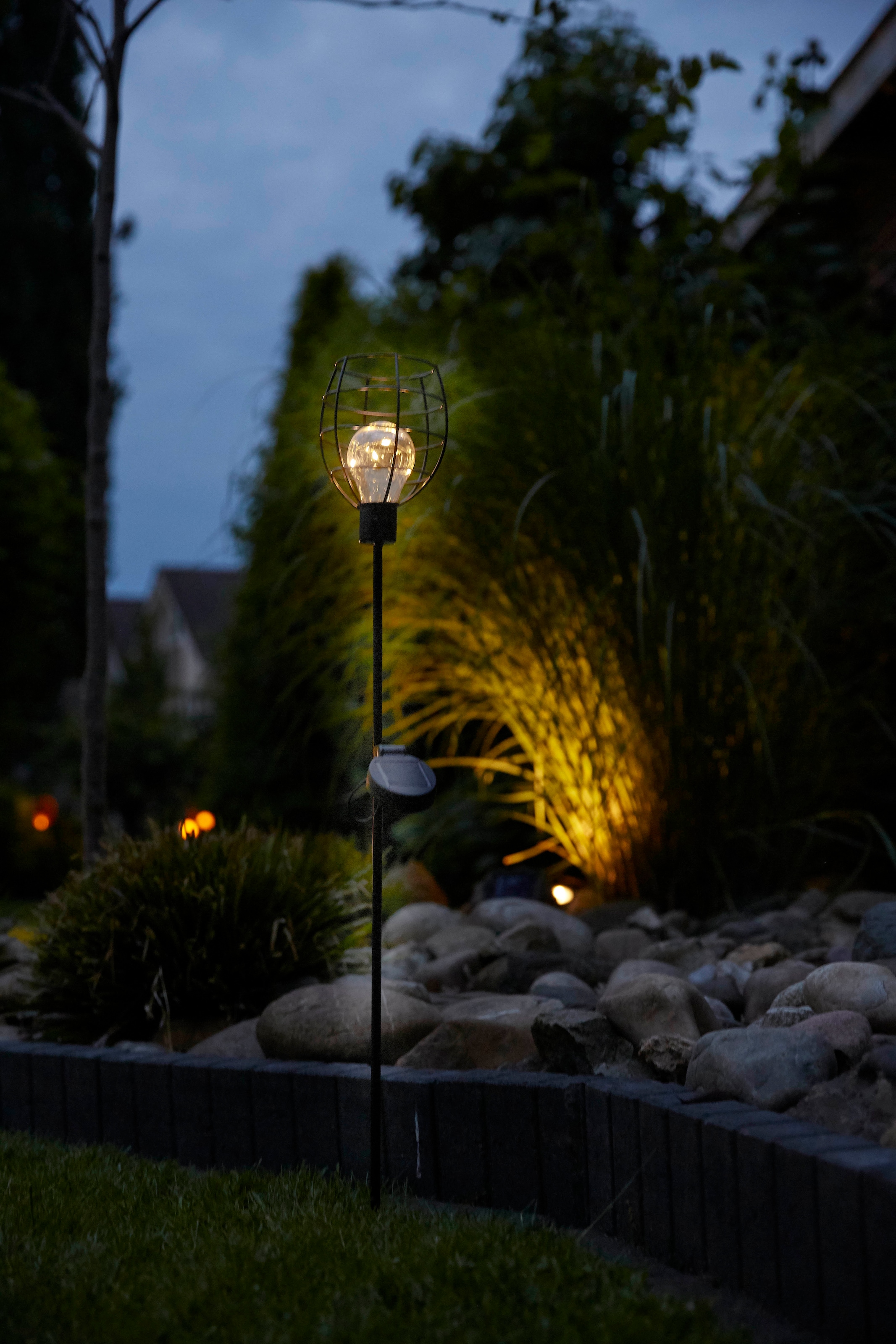 LUXFORM Lampe de jardin »Solar-Erdspiess-Gartenlampe - Bottle - 2 Stück« Module LED 2 cuis ornement décoratif de jardin