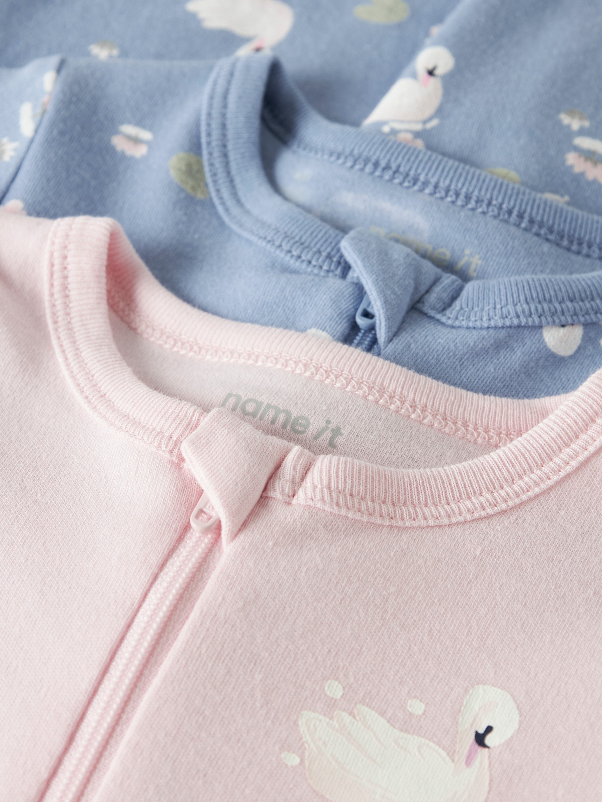 Name It Schlafanzug »NBFNIGHTSUIT 2P ZIP FF SWAN NOOS« Packung, 2 tlg.